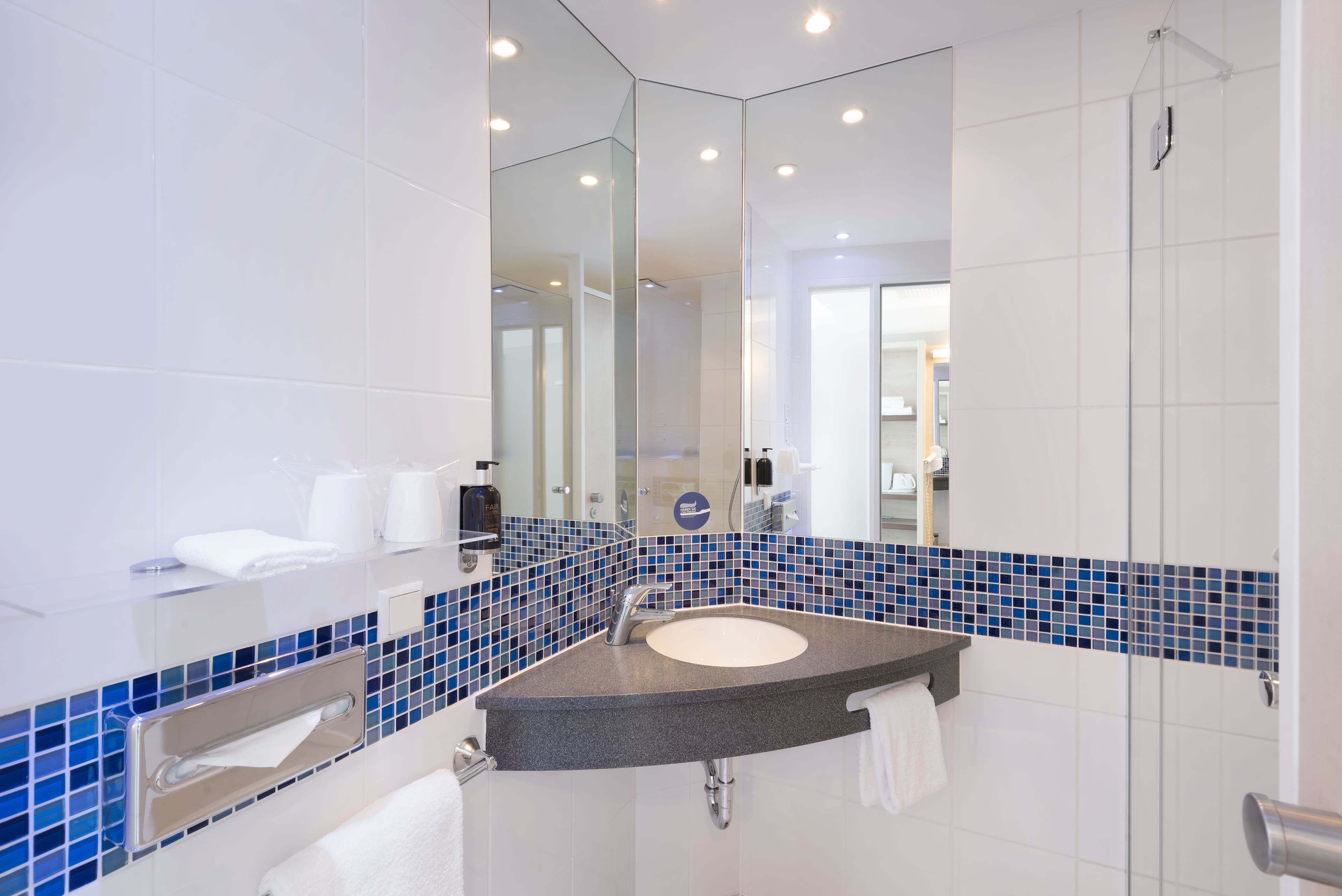 Holiday Inn Express Singen - Image 5