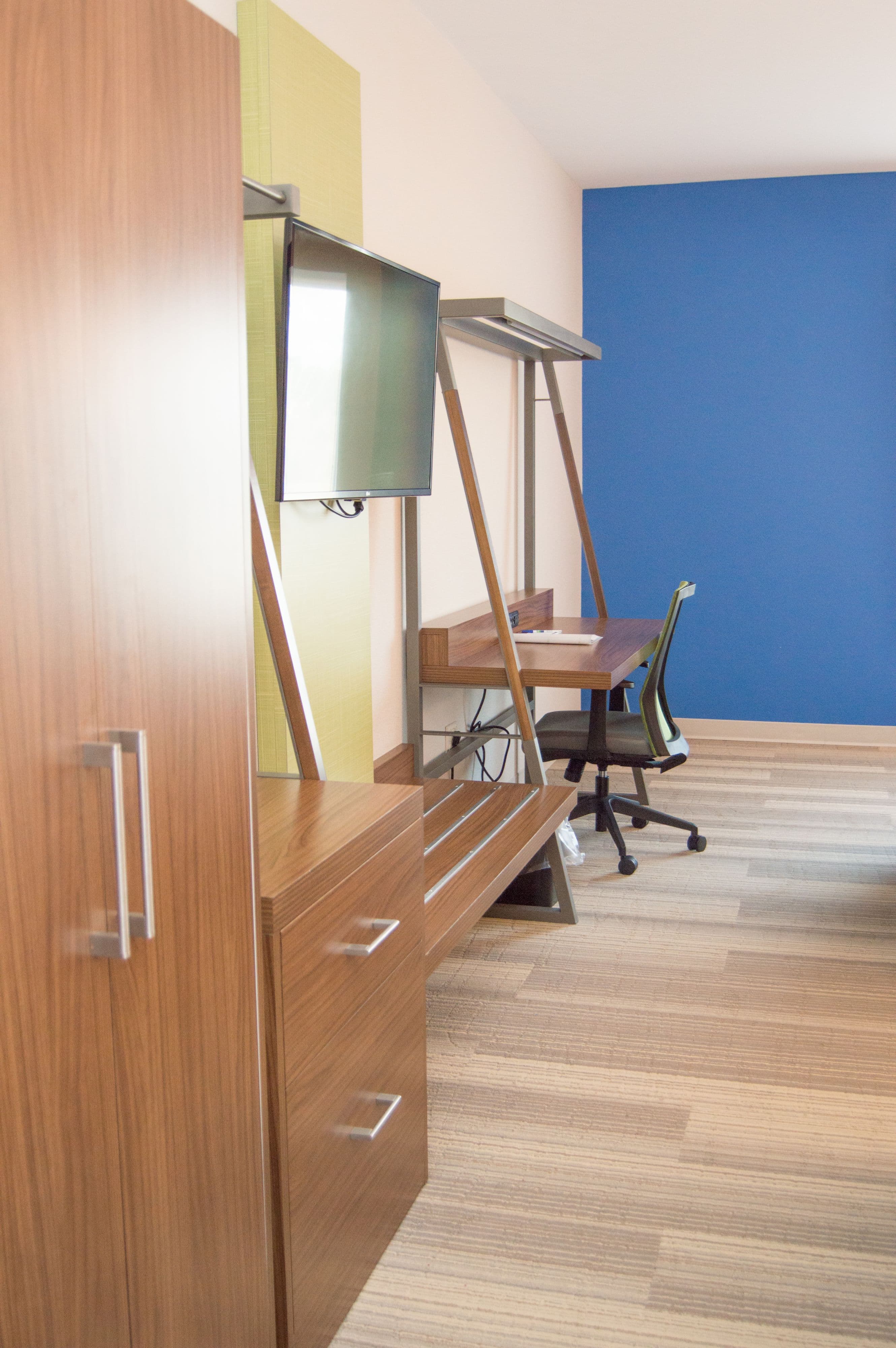 Holiday Inn Express Slidell — 16