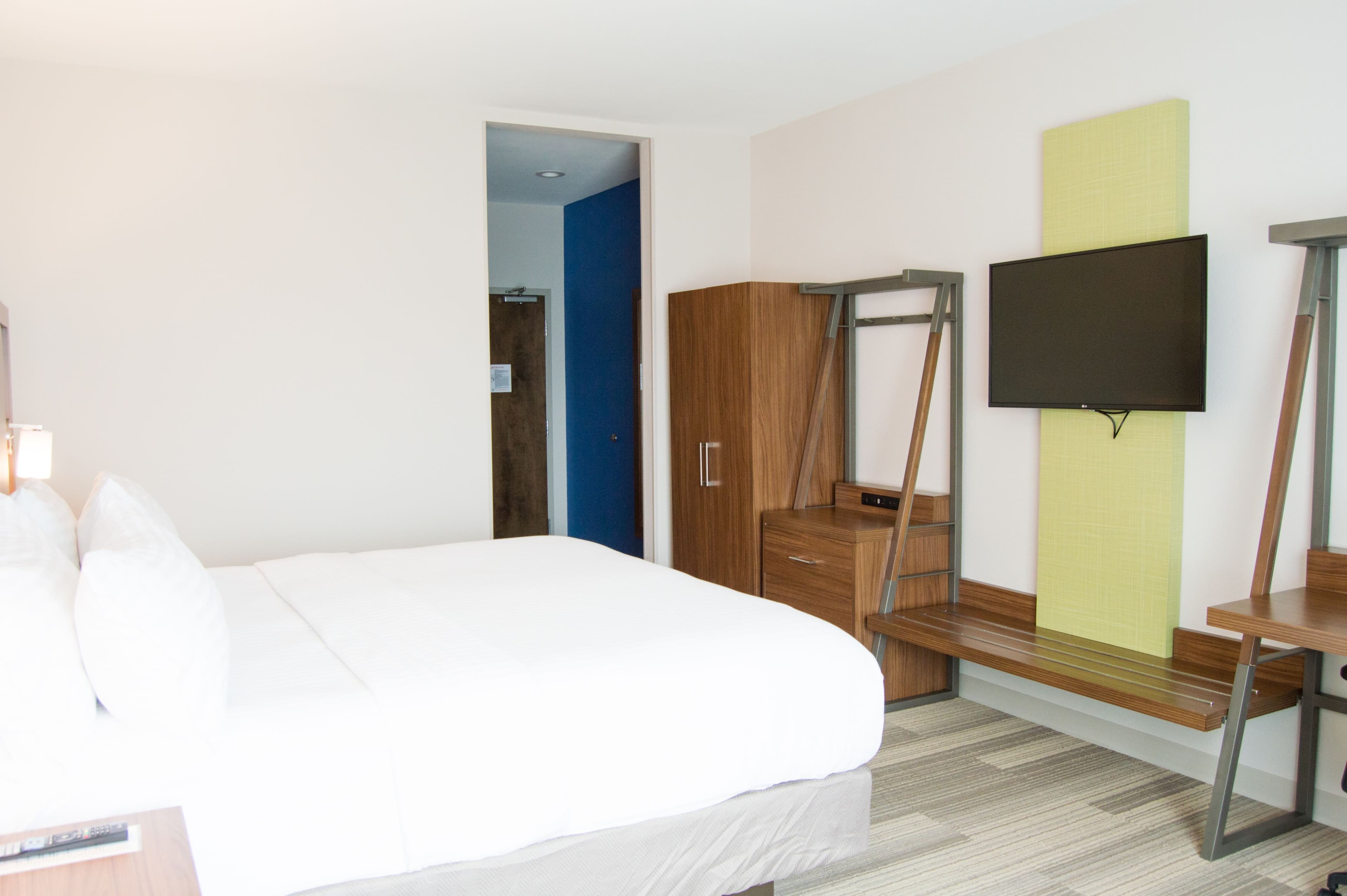 Holiday Inn Express Slidell — 6