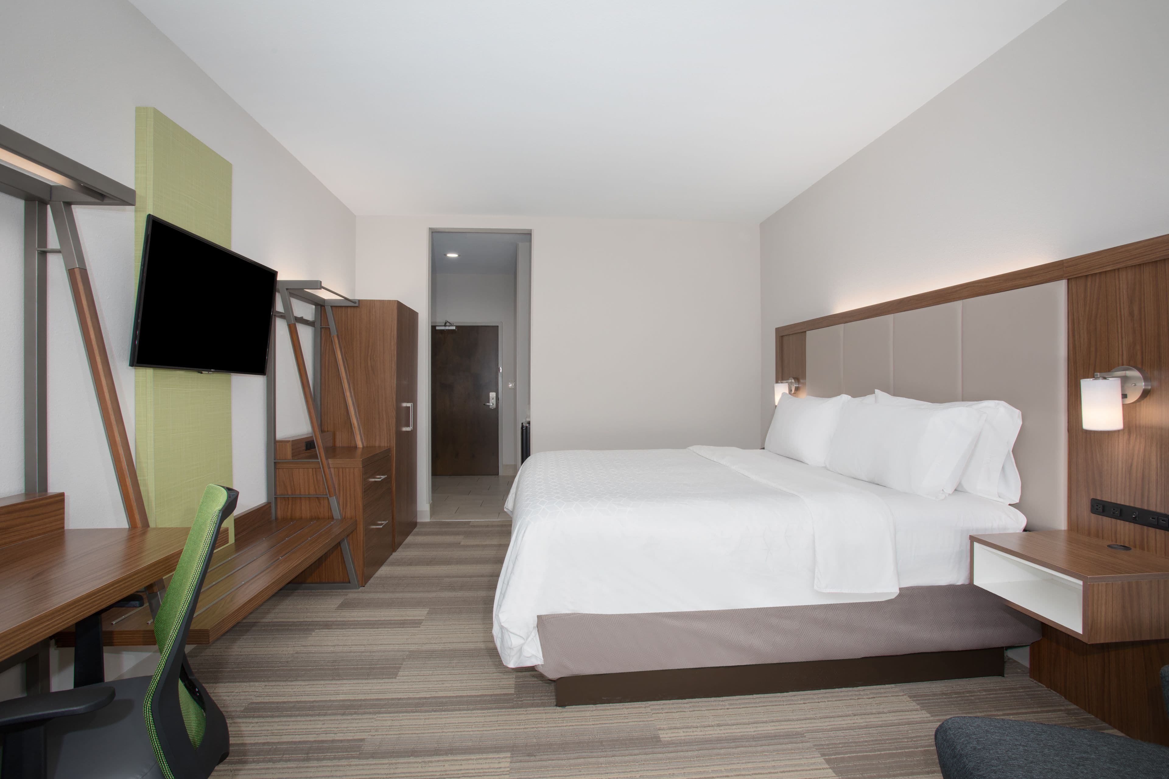 Holiday Inn Express Slidell — 8