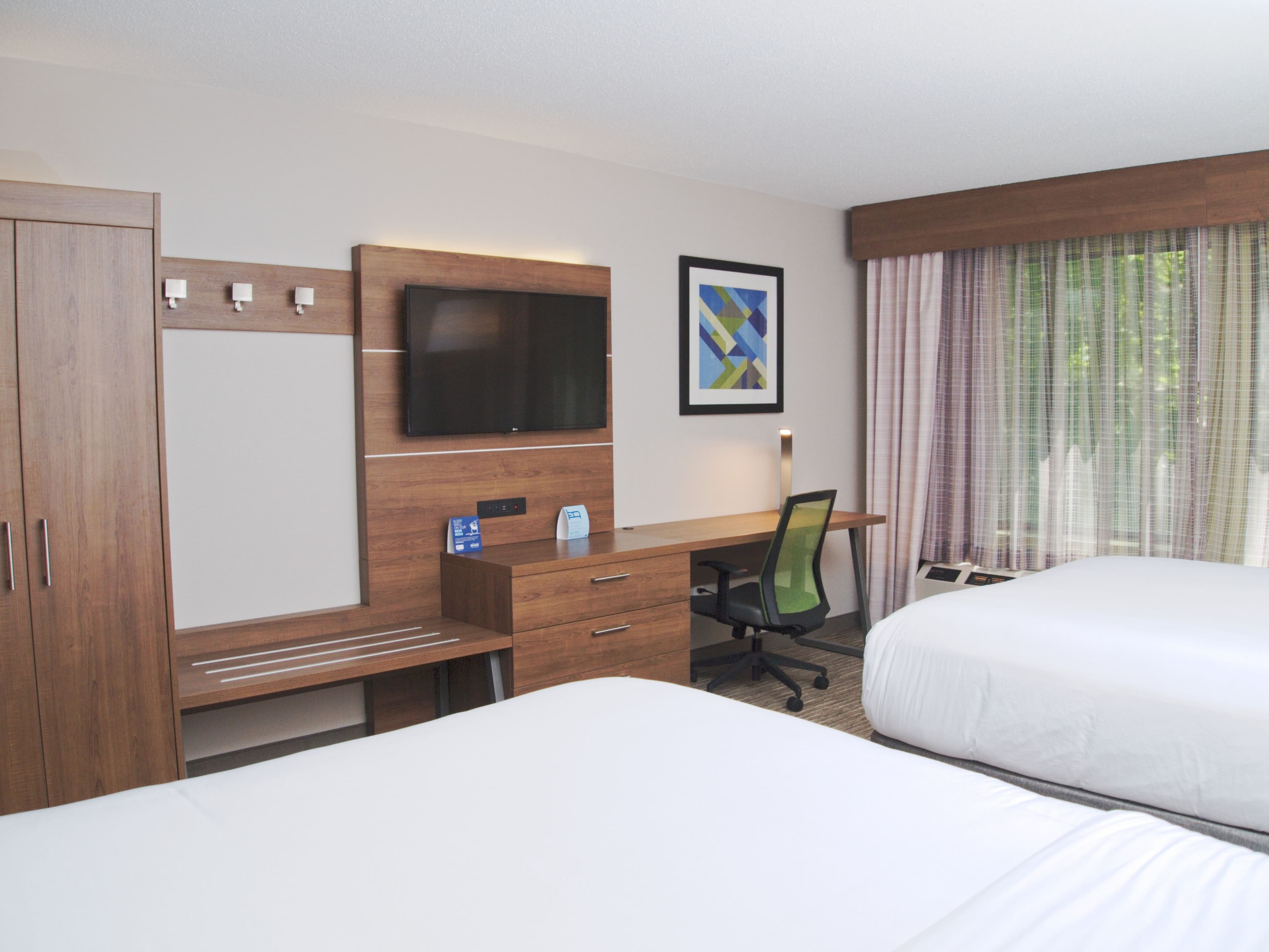 Holiday Inn Express South Burlington — 12