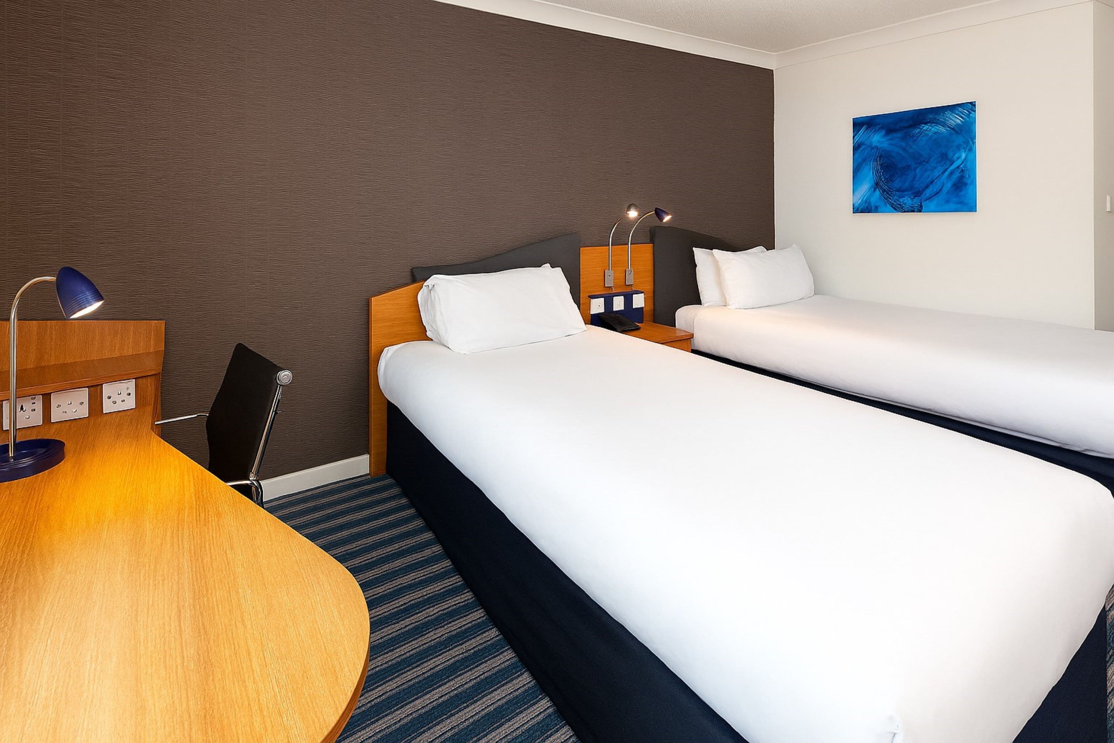 Holiday Inn Express Southampton - West — 22