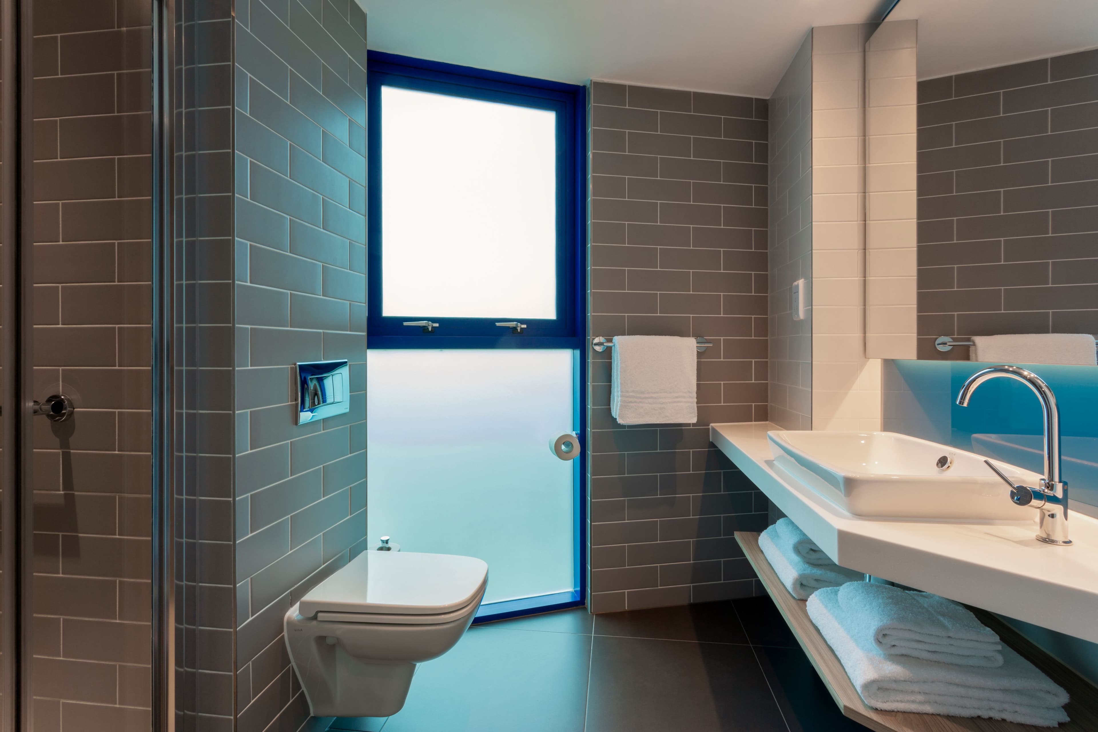 Holiday Inn Express Southampton M27, Jct.7 — 6