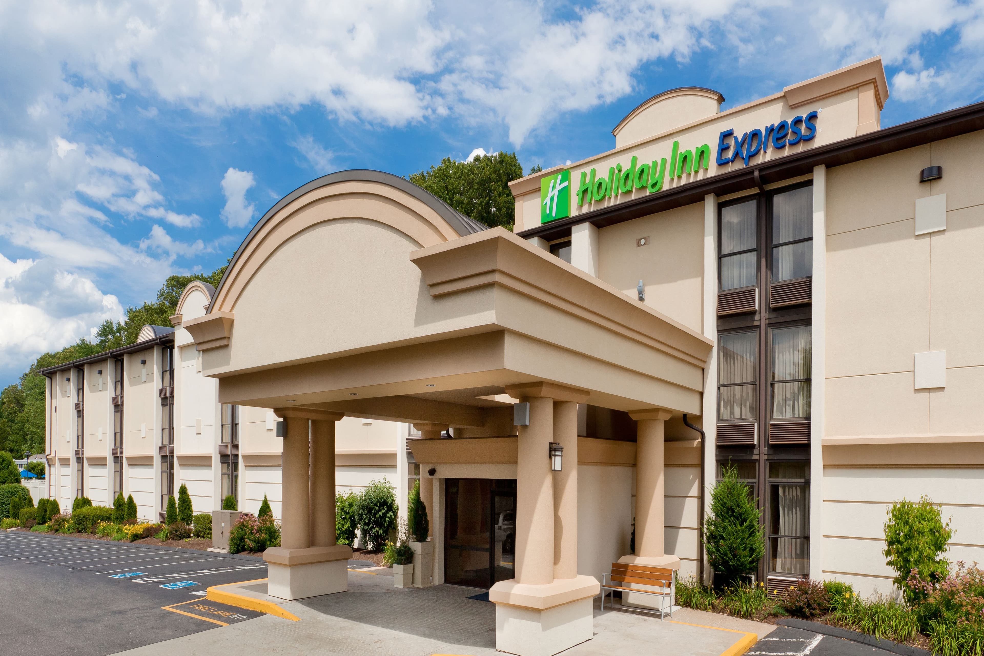 Holiday Inn Express Southington - Image 1