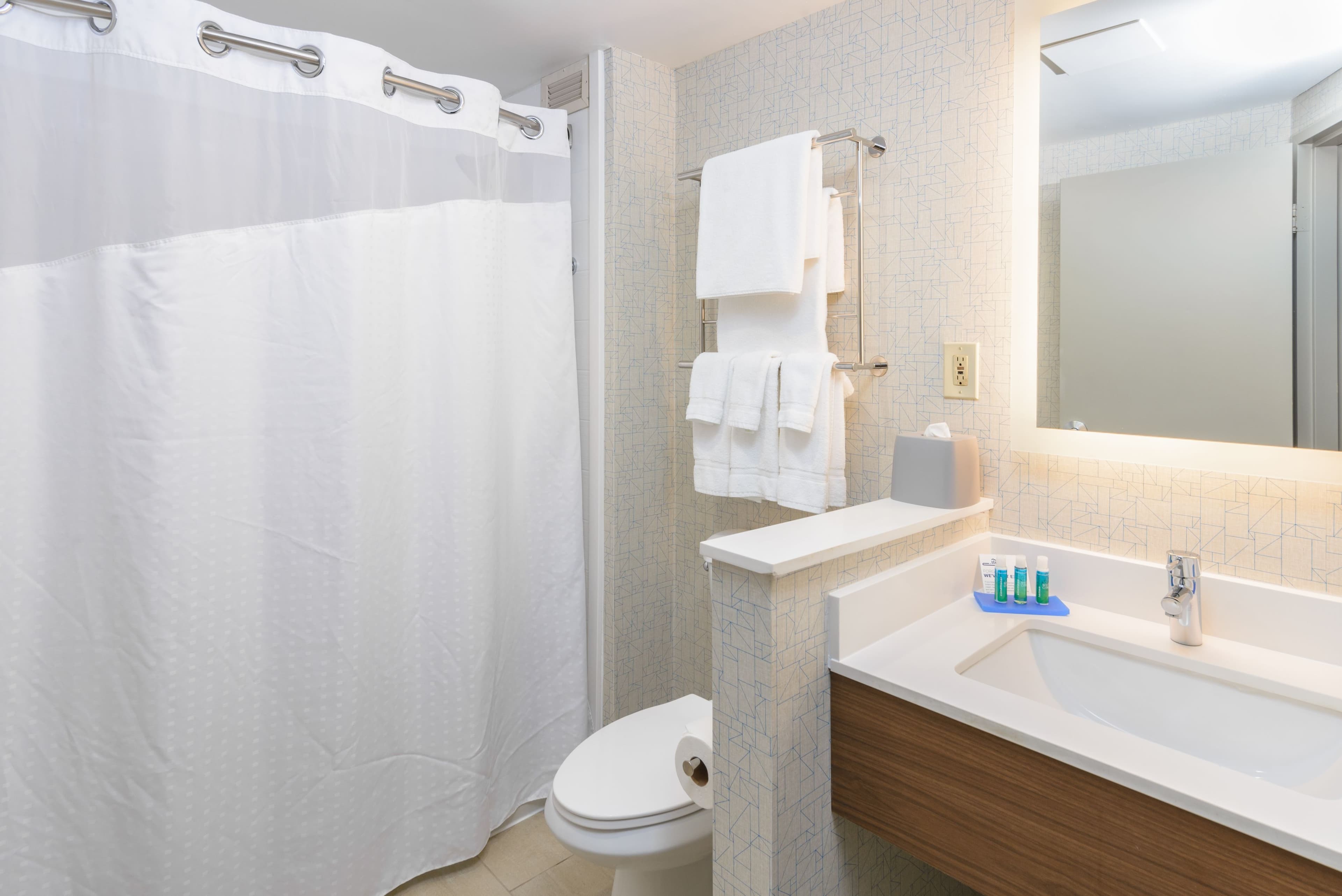 Holiday Inn Express Southington — 34