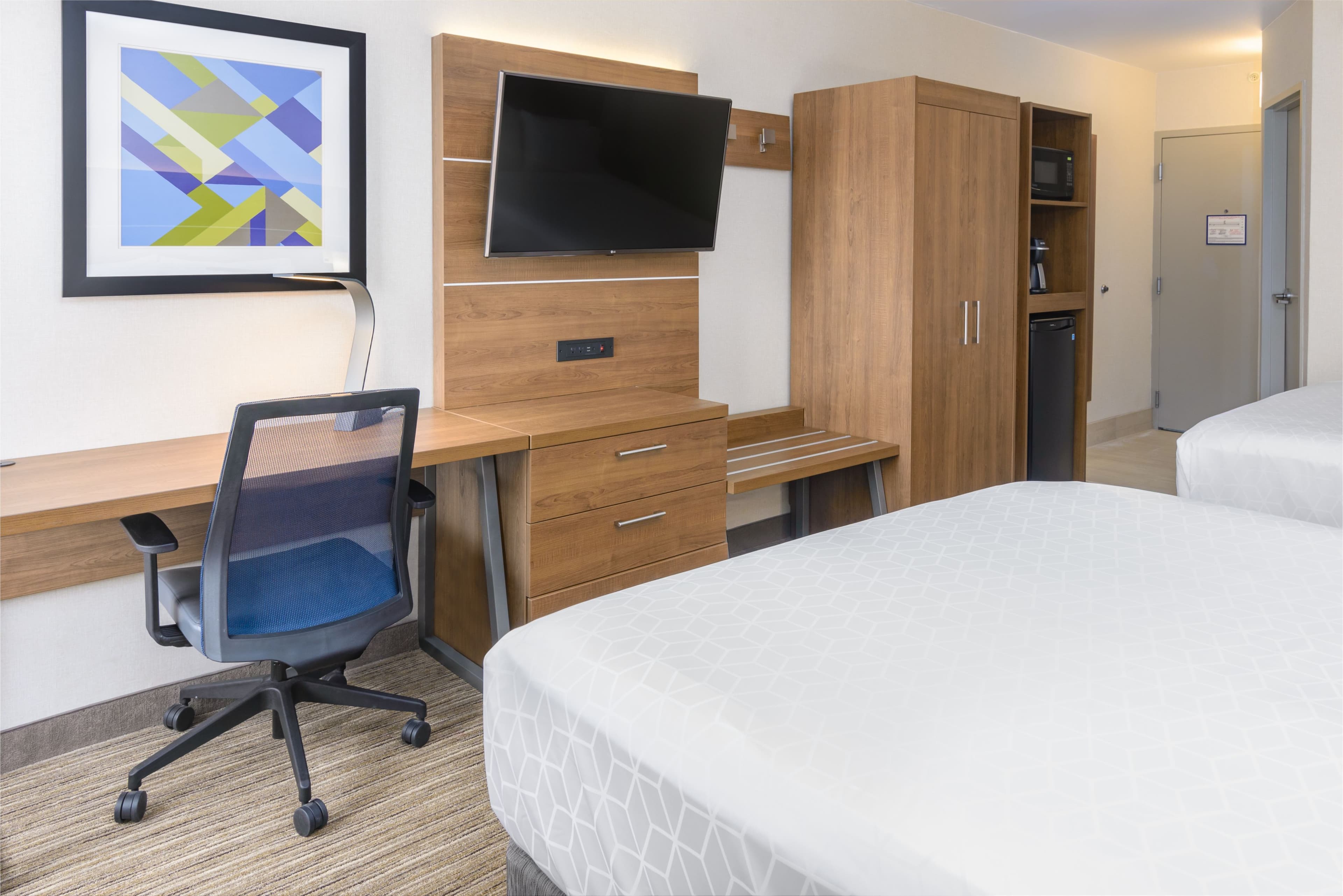 Holiday Inn Express Southington — 30
