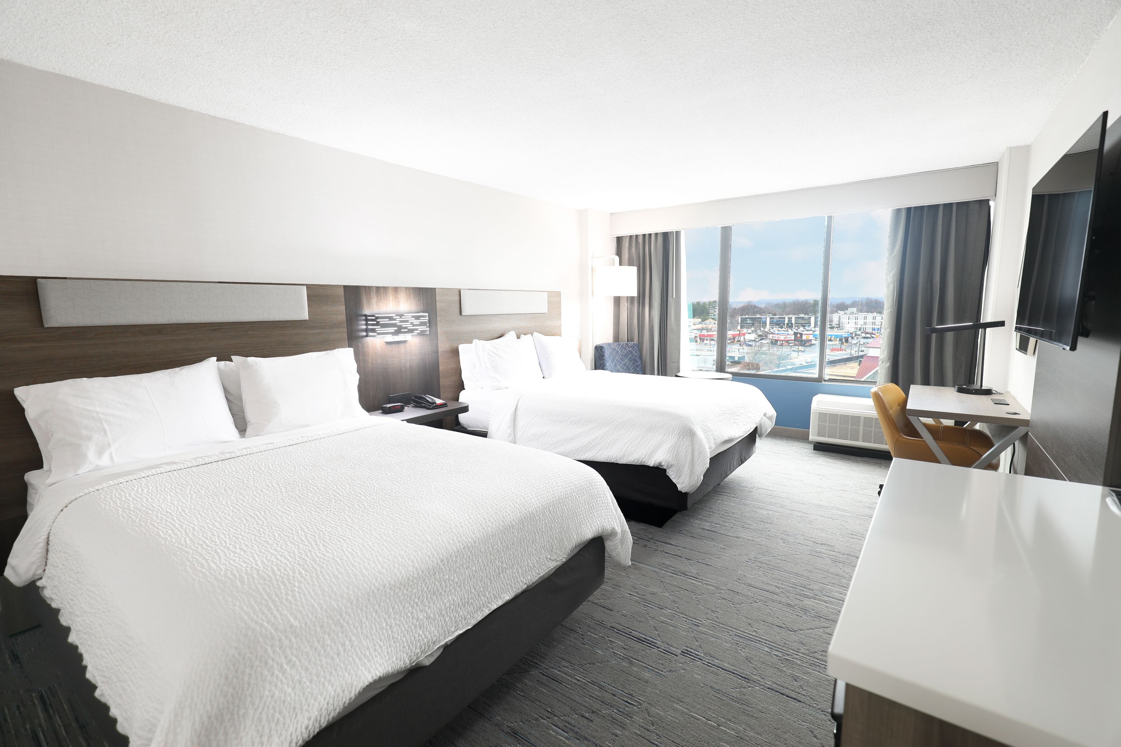 Holiday Inn Express Washington DC SW - Springfield — 12