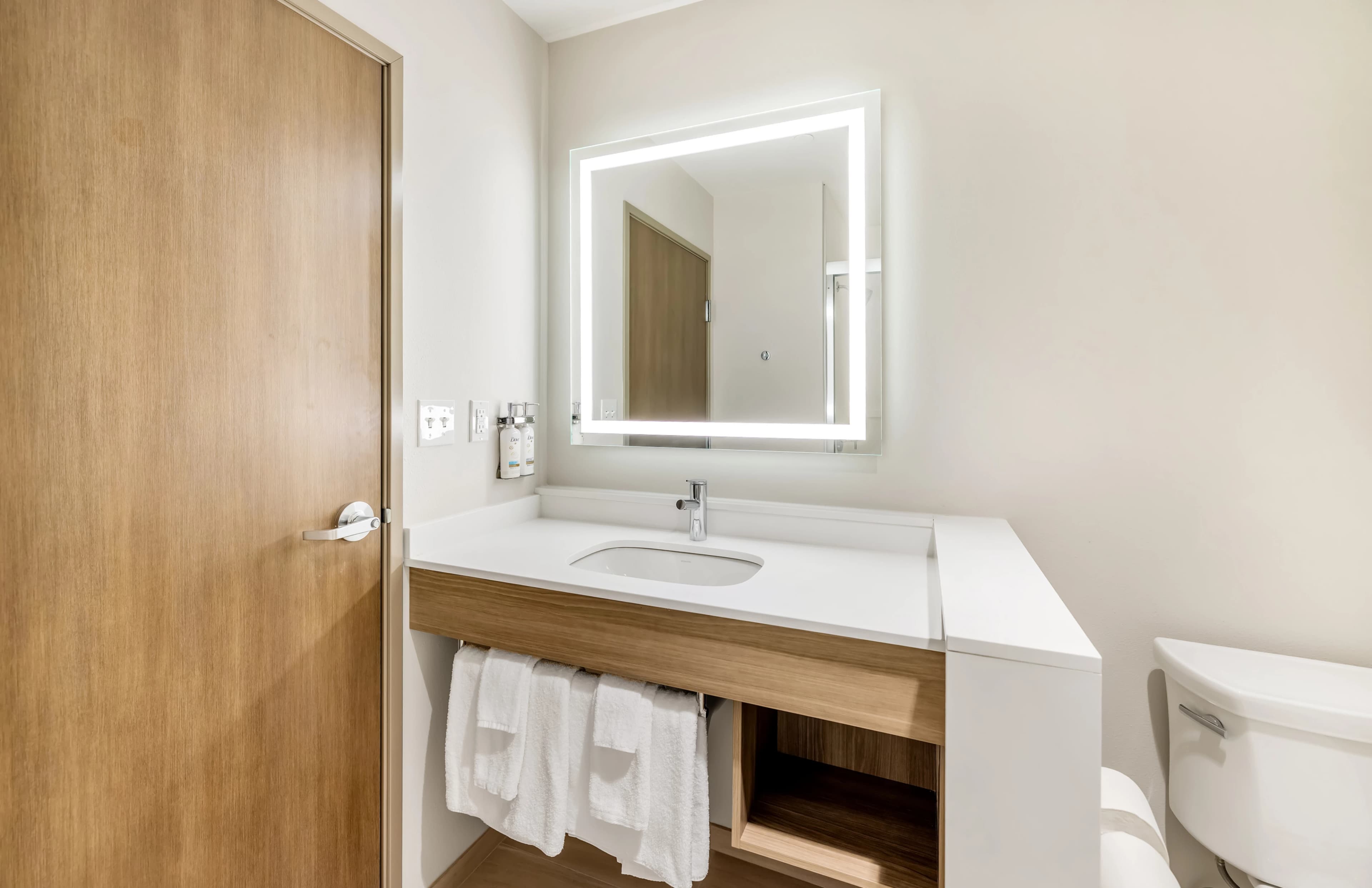 Holiday Inn Express Eugene - Springfield — 3