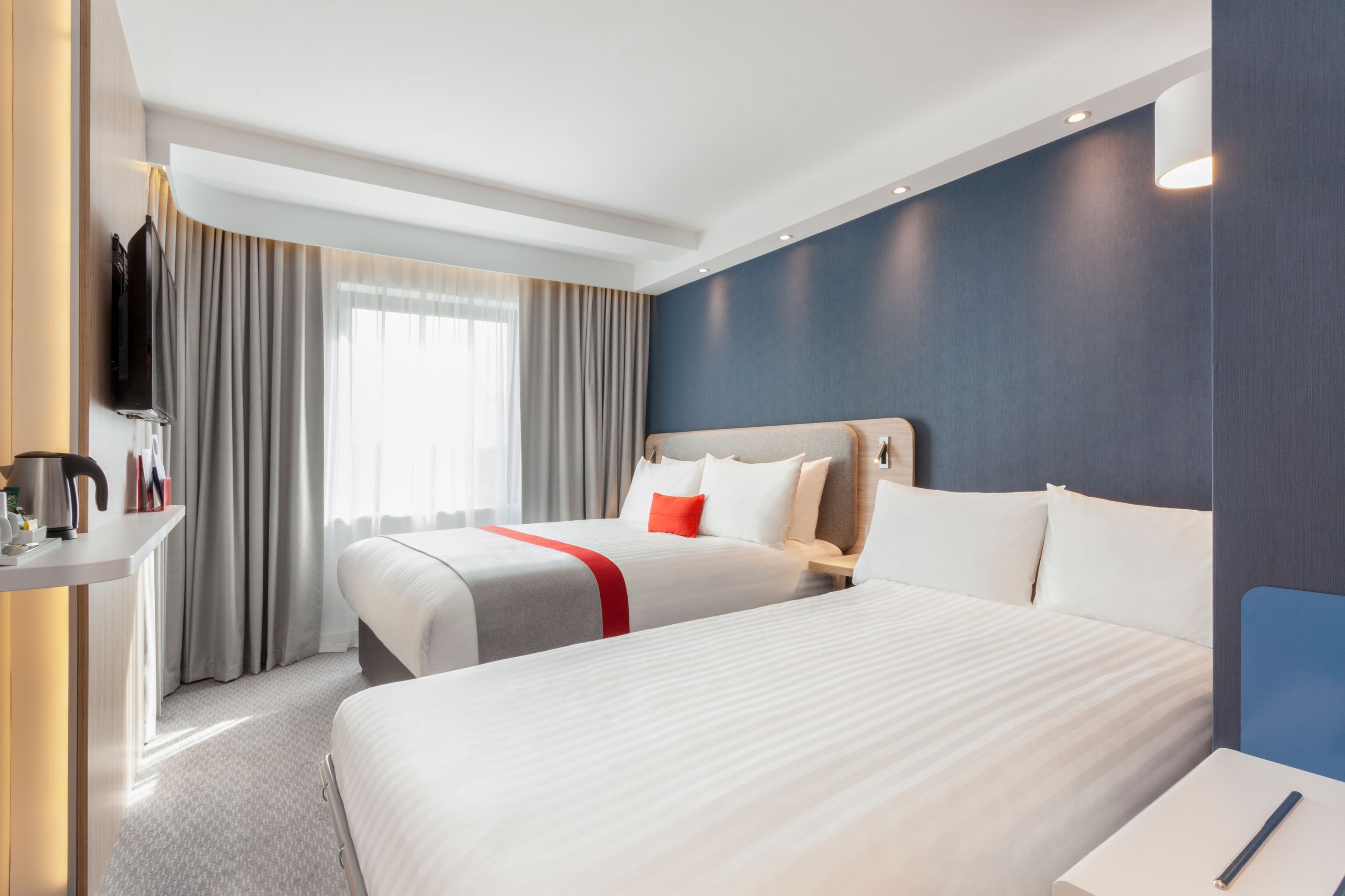 Holiday Inn Express St. Albans - M25, Jct.22 — 15