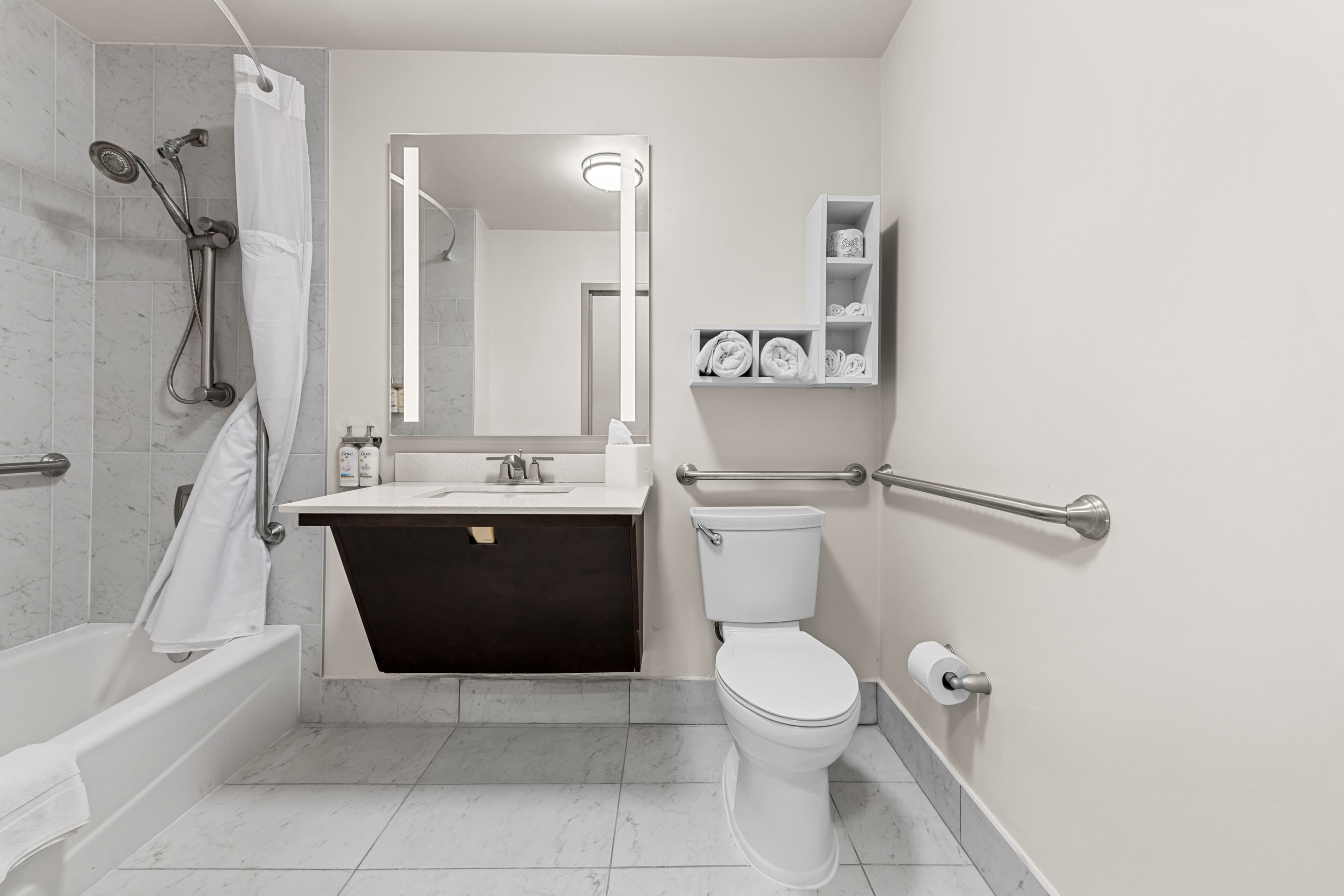 Holiday Inn Express Saint Simons Island — 46