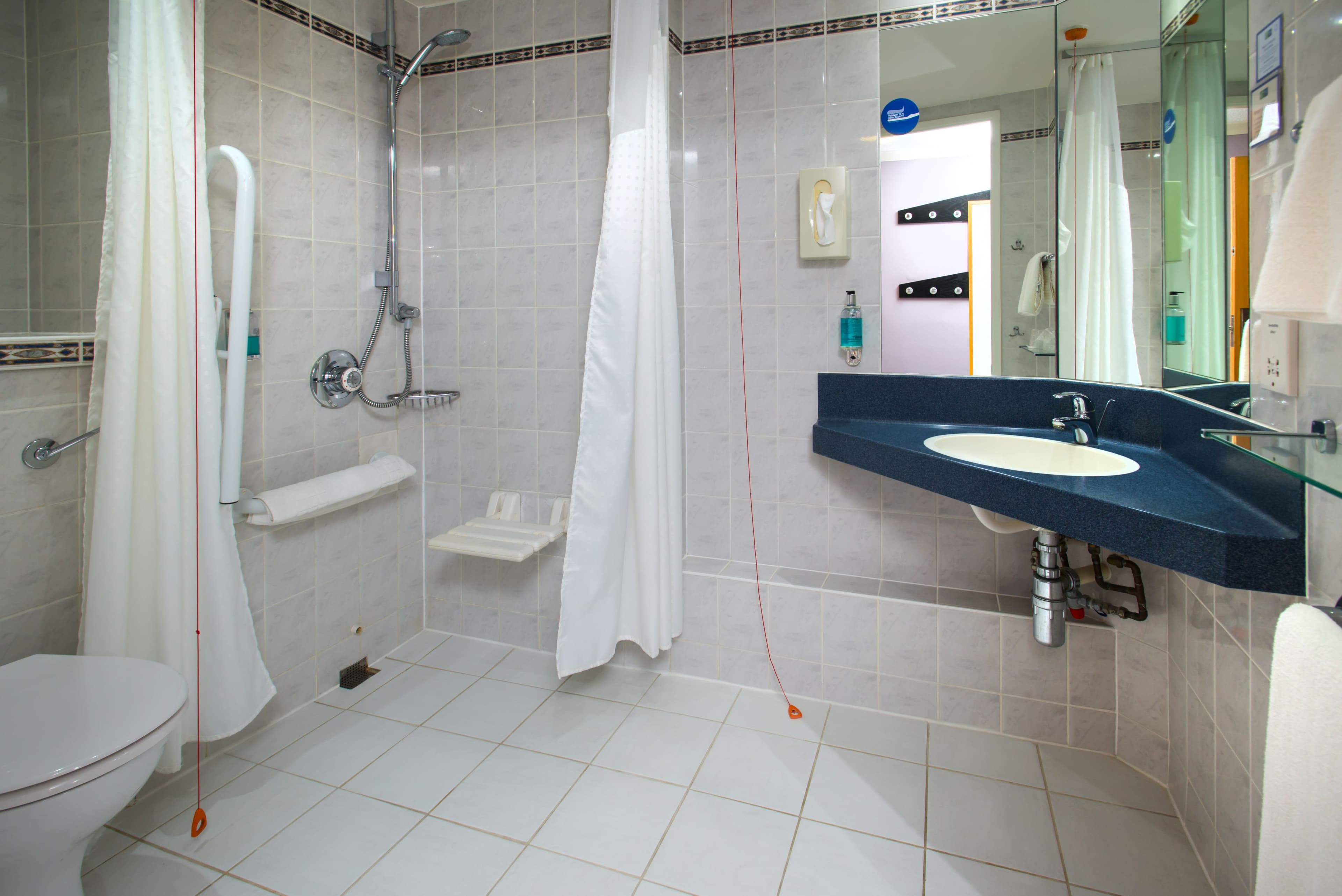Holiday Inn Express Stafford — 14