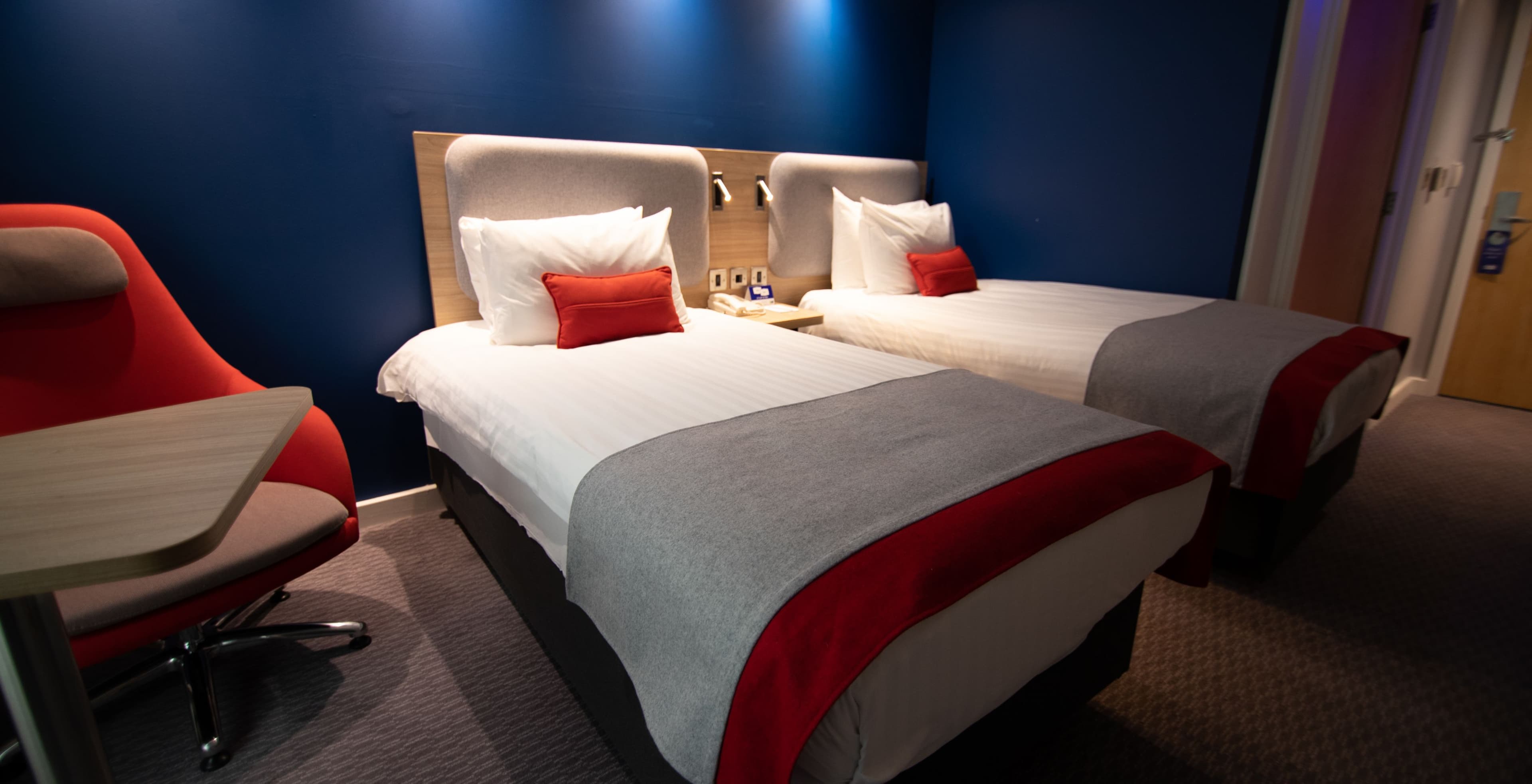 Holiday Inn Express London - Stansted Airport — 15