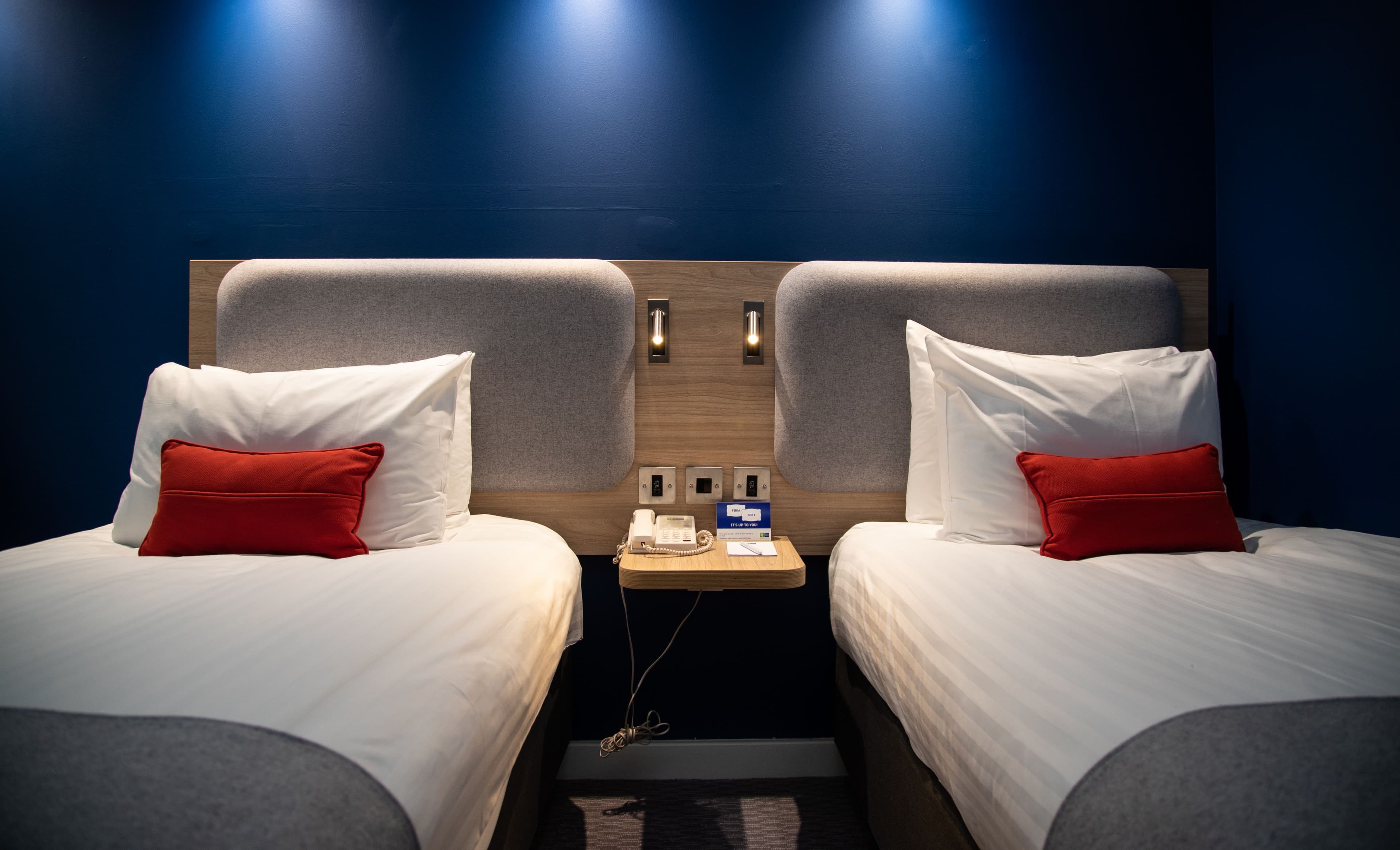 Holiday Inn Express London - Stansted Airport — 17