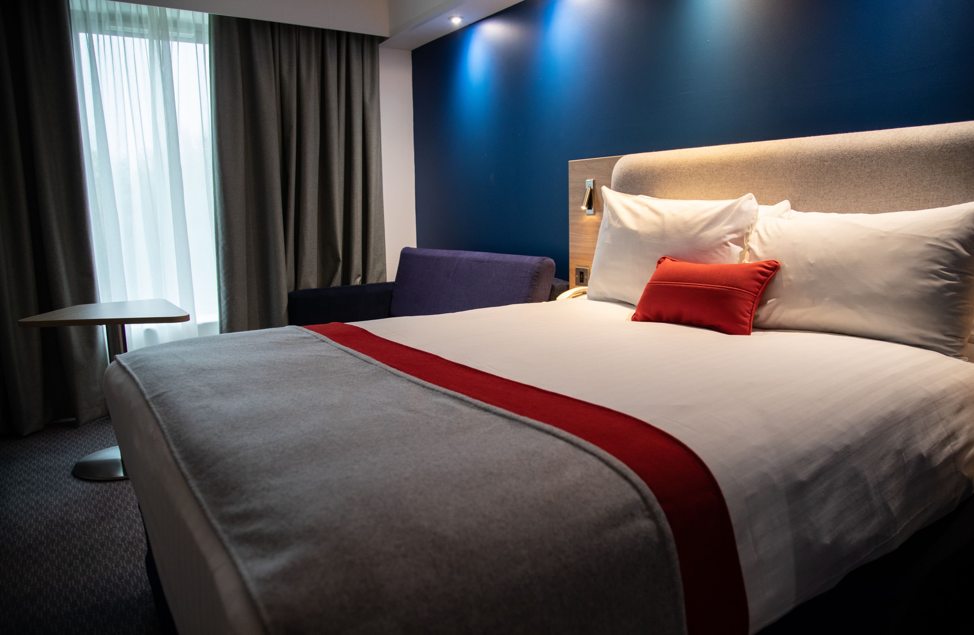 Holiday Inn Express London - Stansted Airport - Image 2