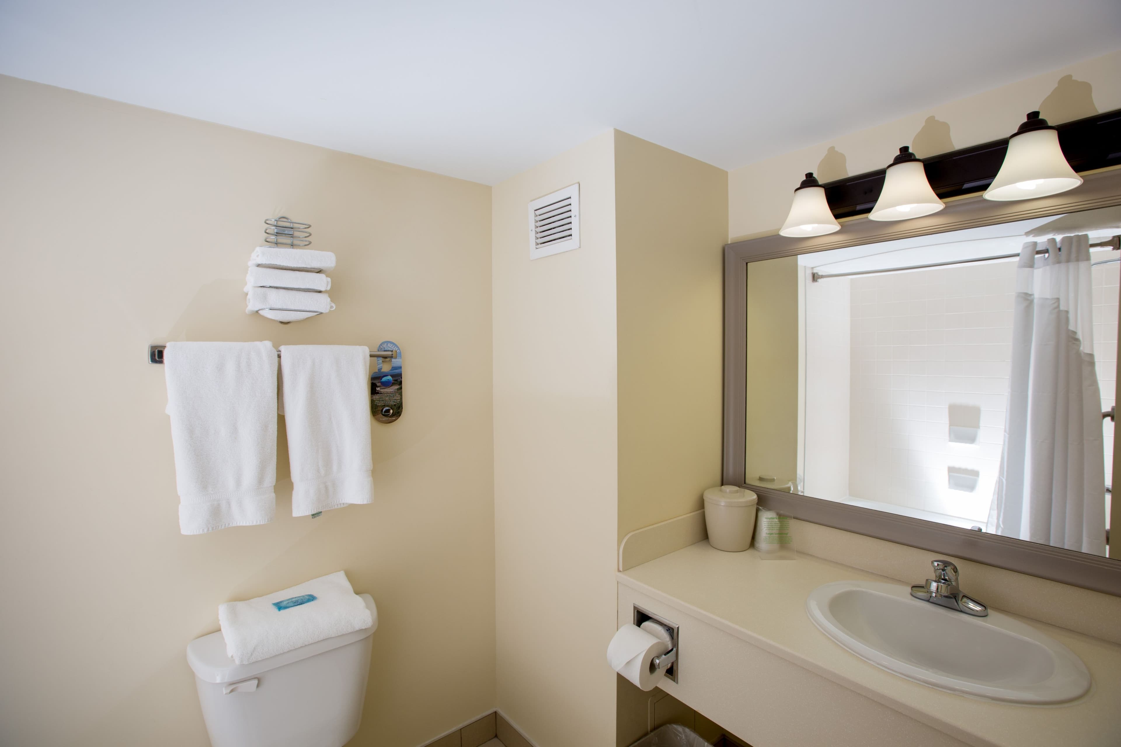 Holiday Inn Express Stellarton-New Glasgow — 7