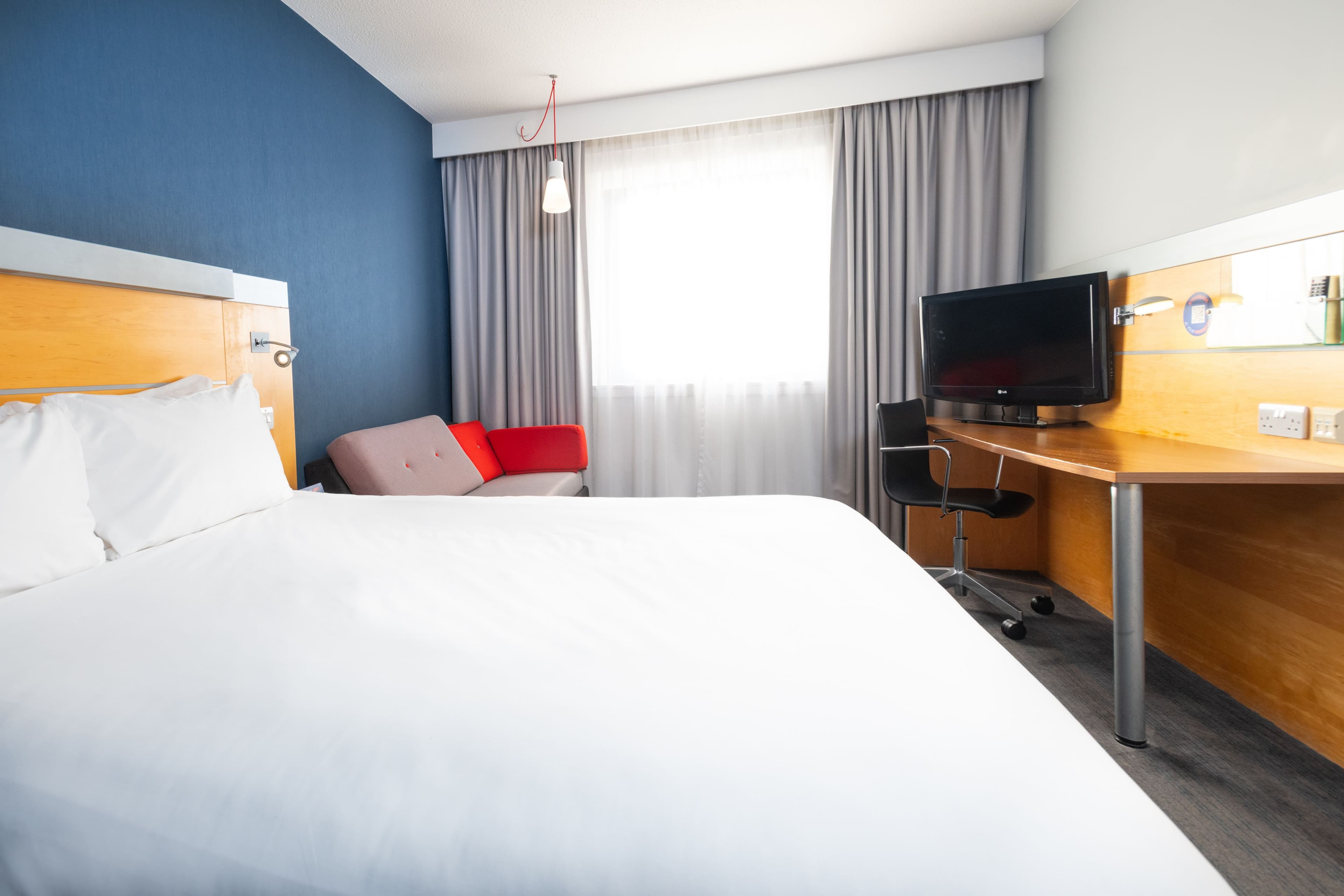 Holiday Inn Express Stevenage — 12
