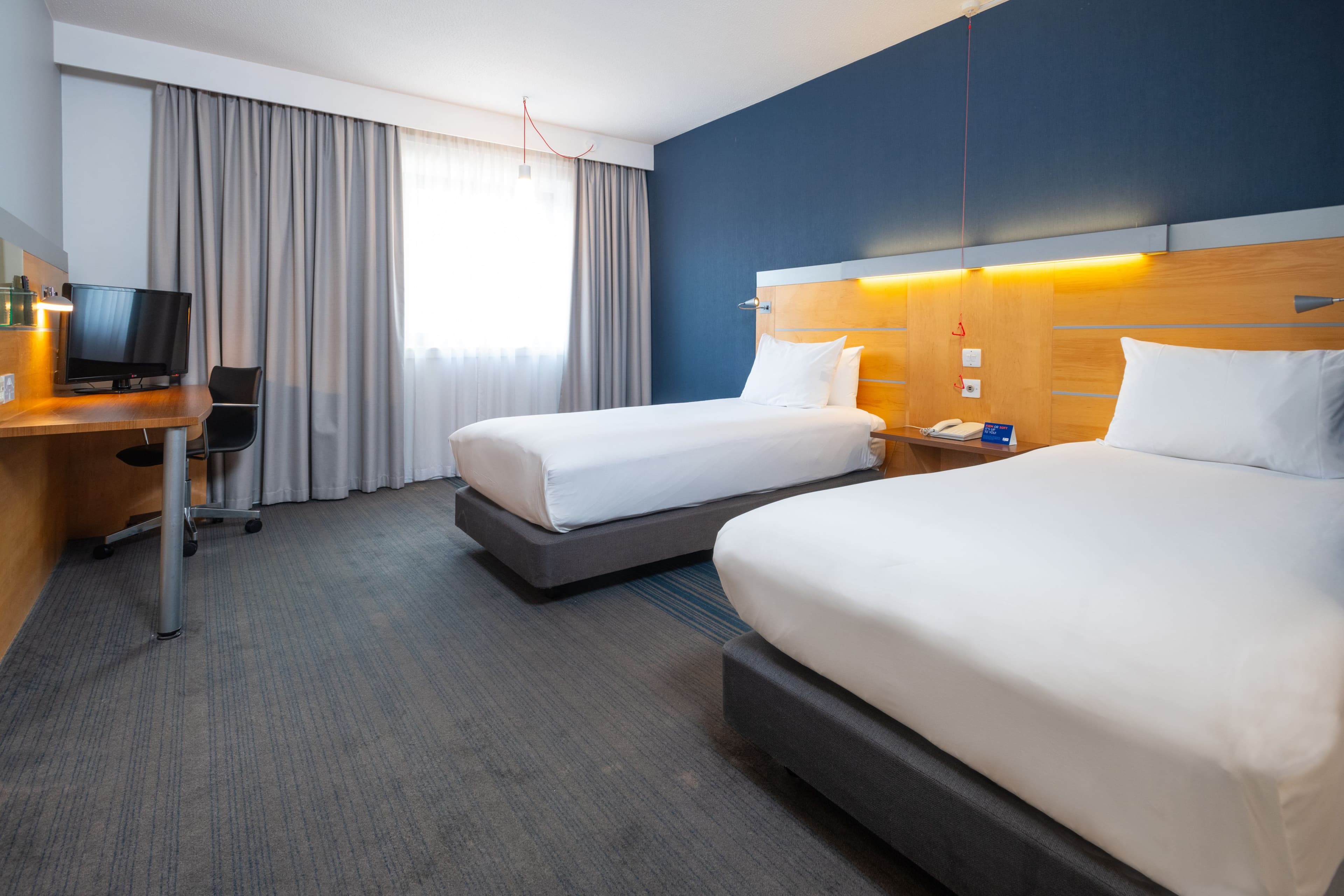 Holiday Inn Express Stevenage — 43