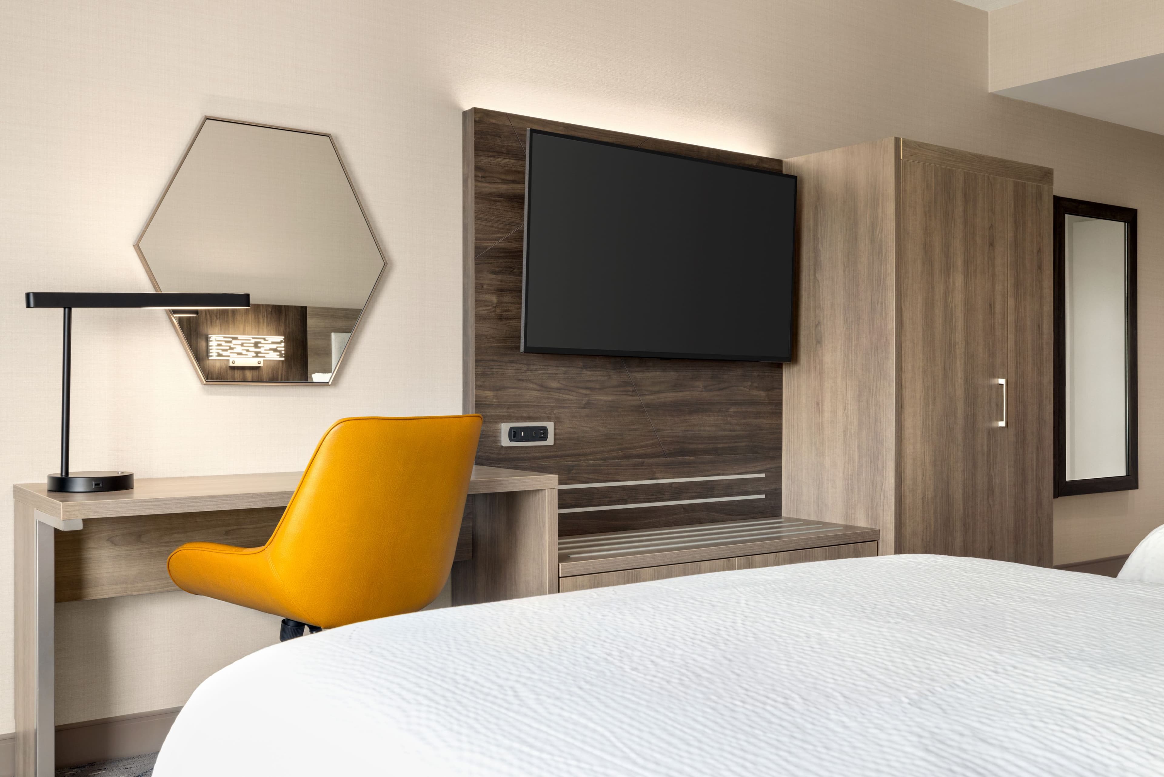 Standard Room - Image 7