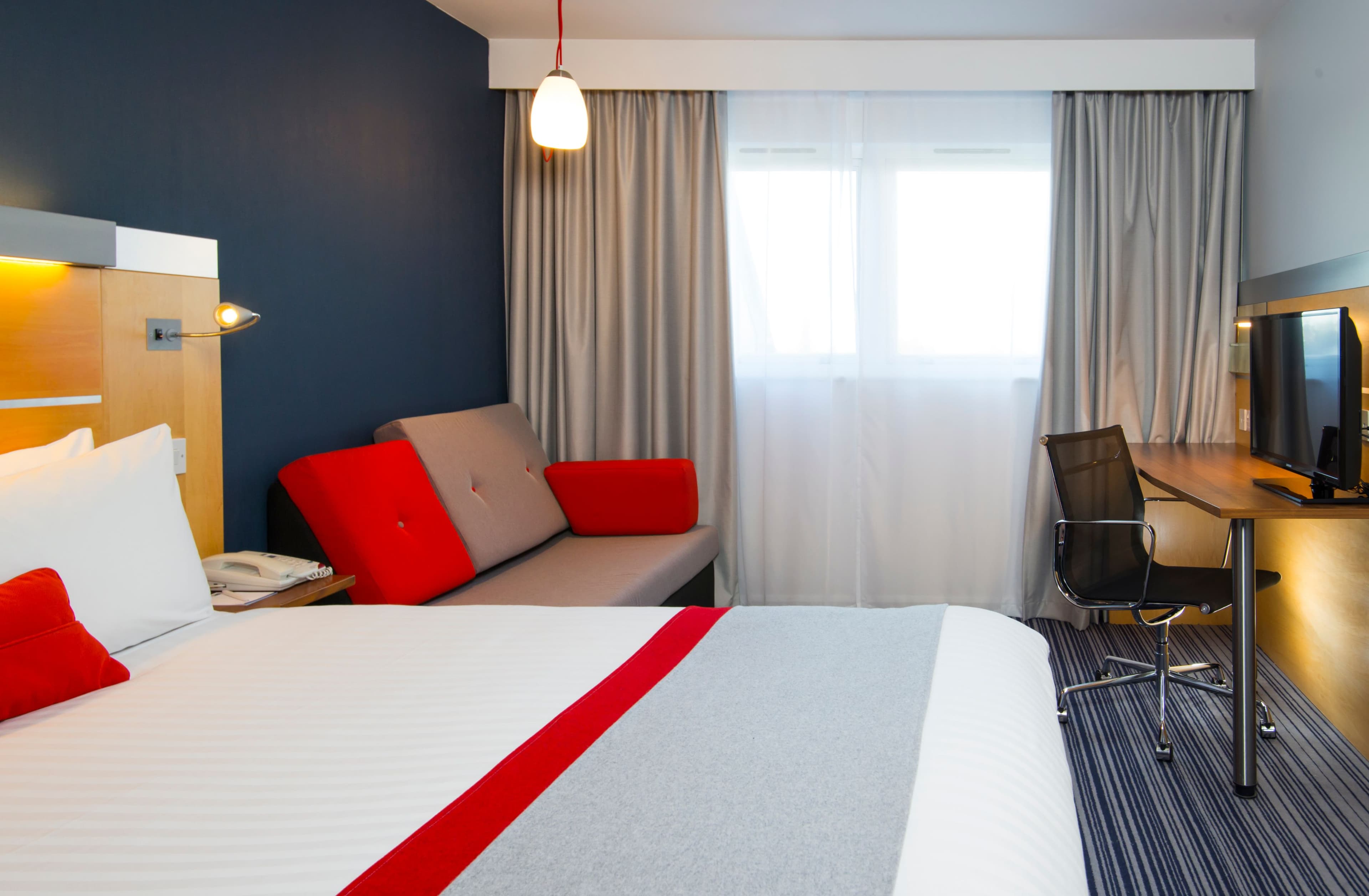 Holiday Inn Express London - Epsom Downs — 23