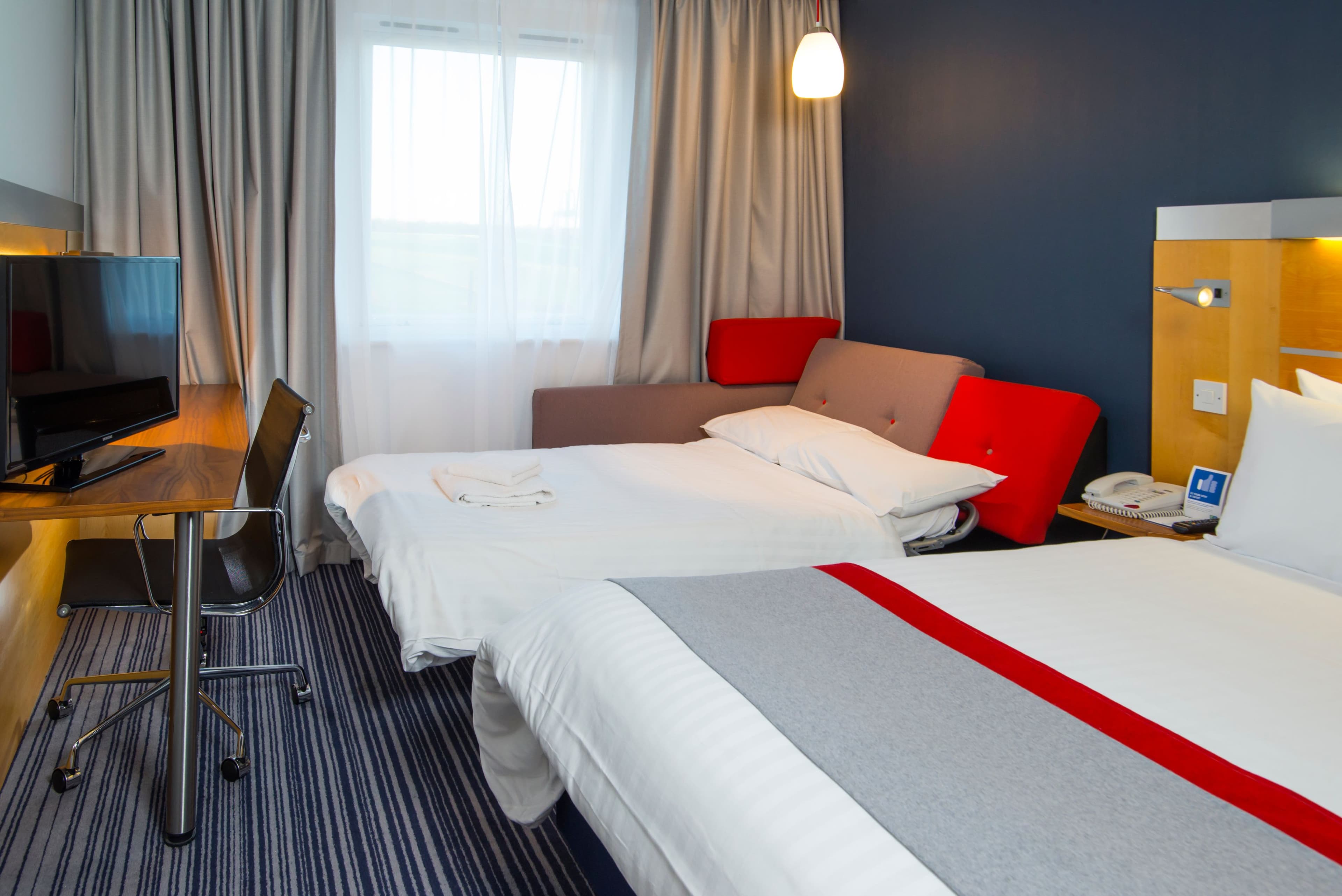 Holiday Inn Express London - Epsom Downs — 17