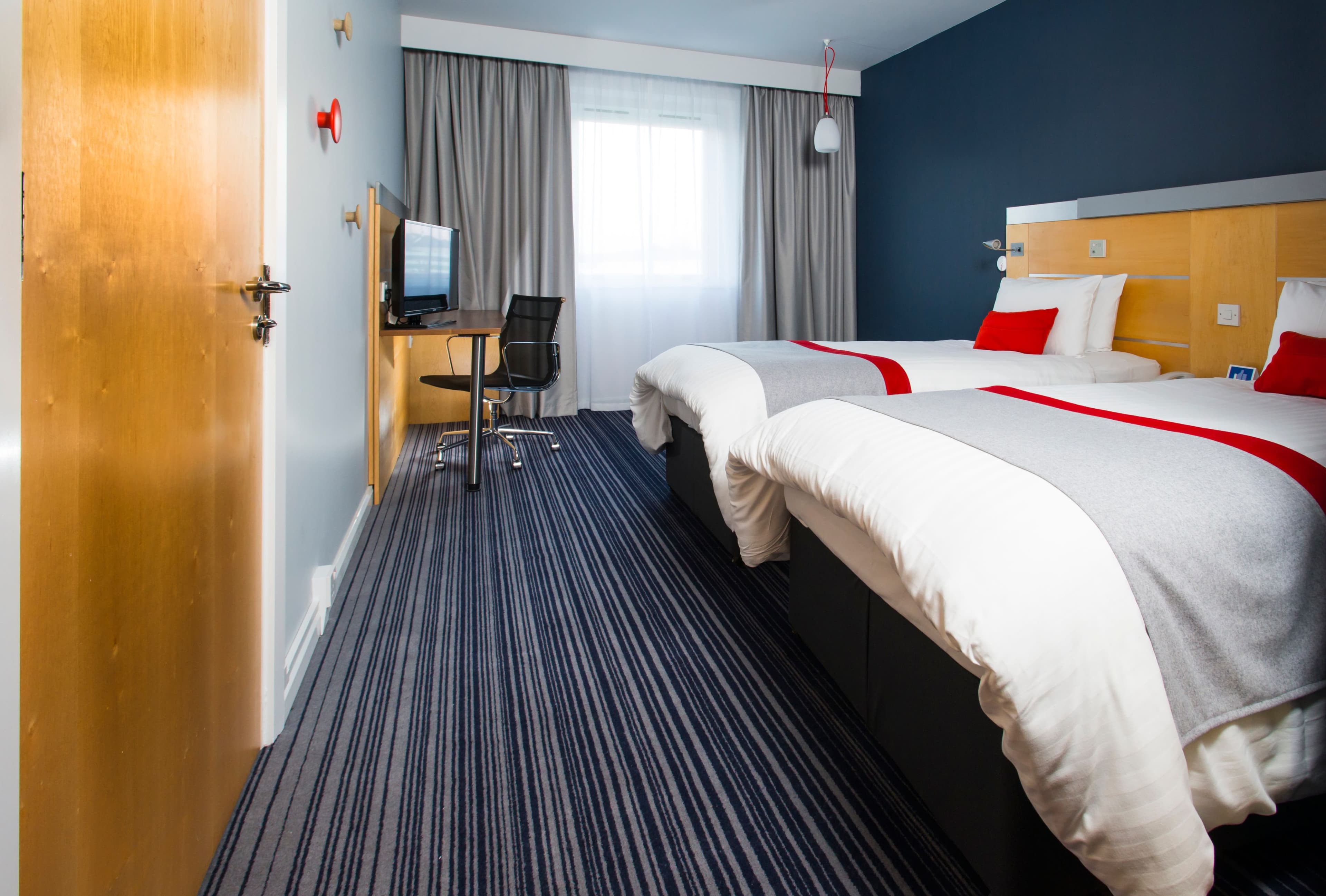 Holiday Inn Express London - Epsom Downs — 48