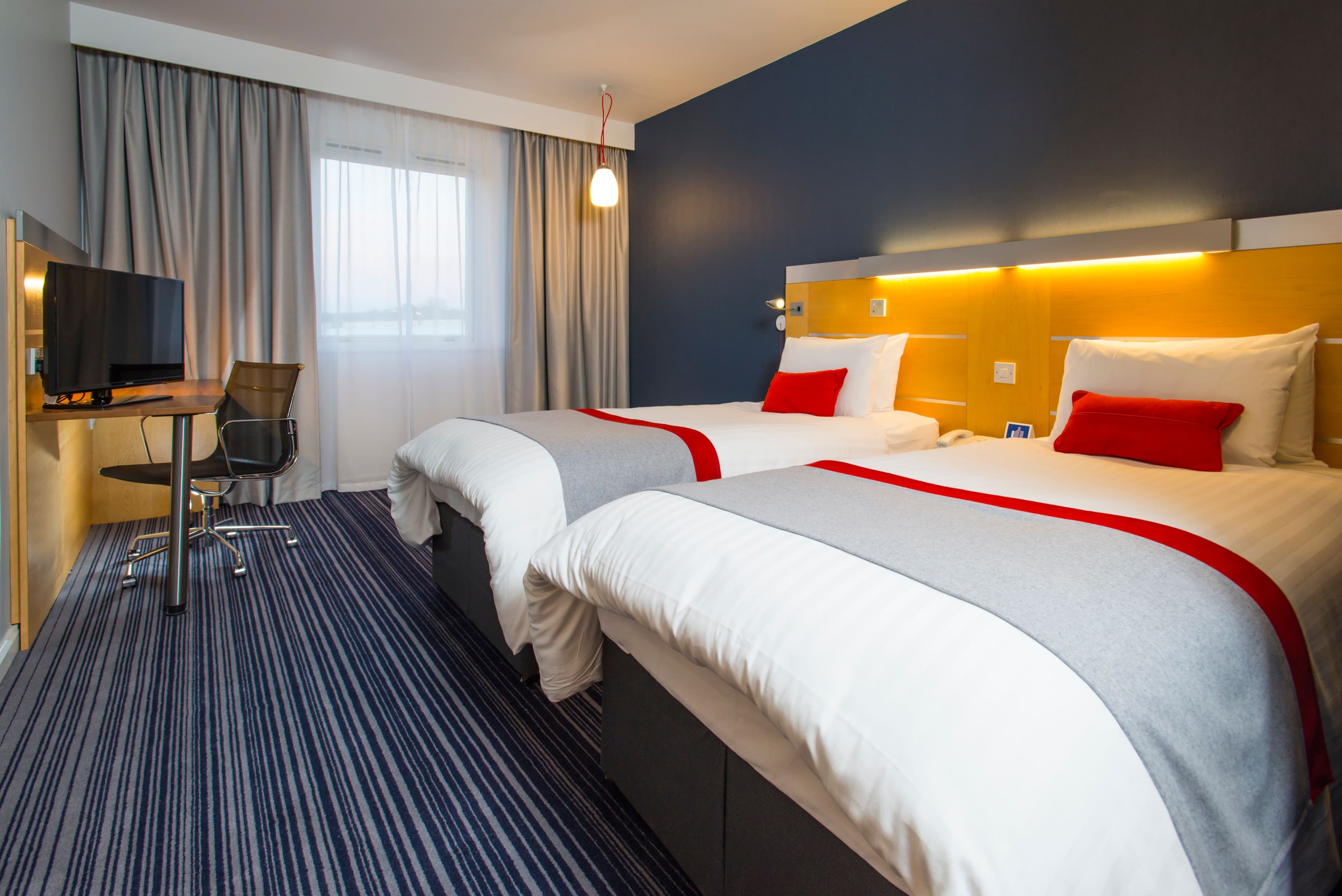 Holiday Inn Express London - Epsom Downs — 58