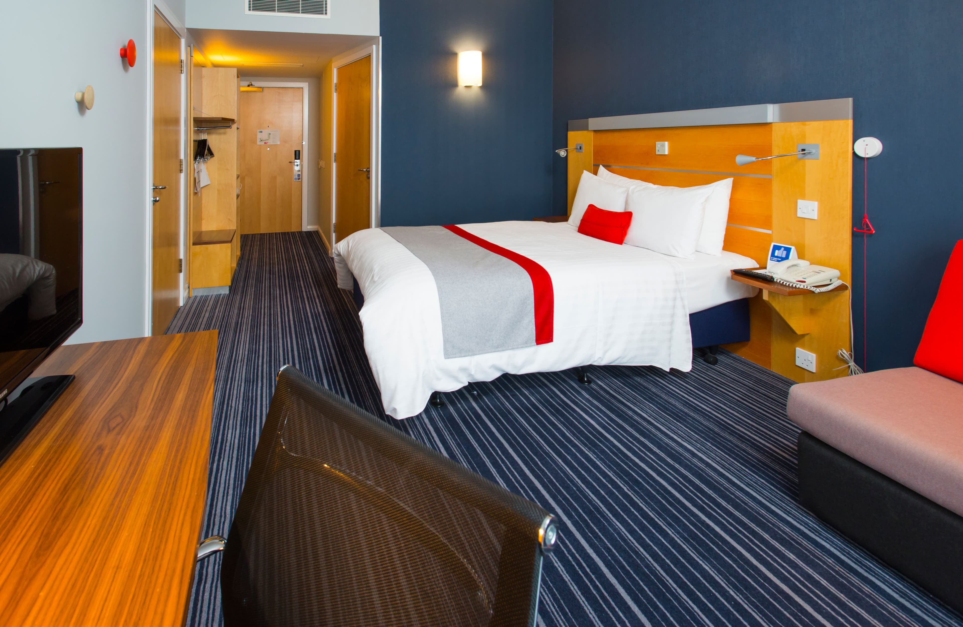 Holiday Inn Express London - Epsom Downs — 27