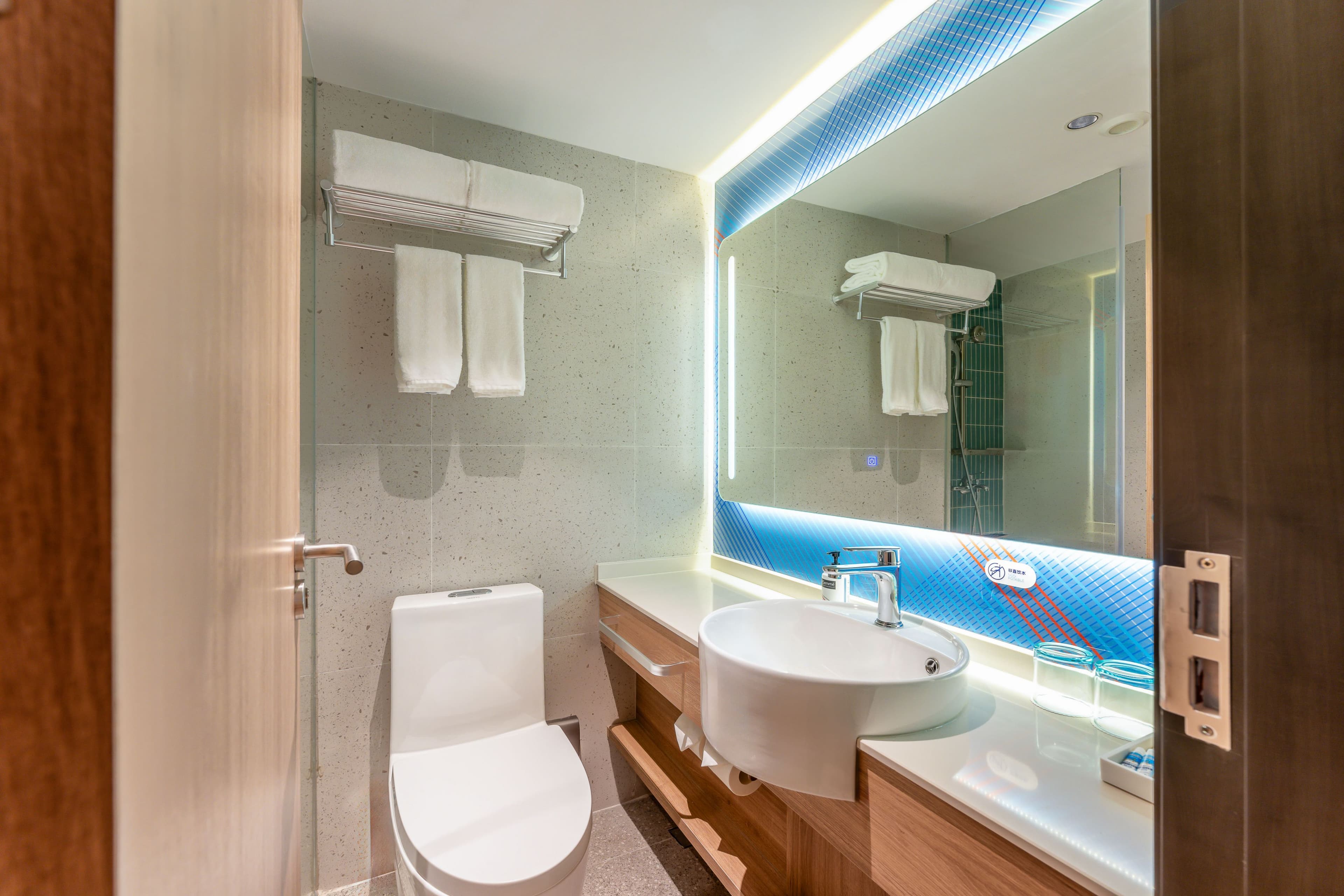 Standard Room - Image 5