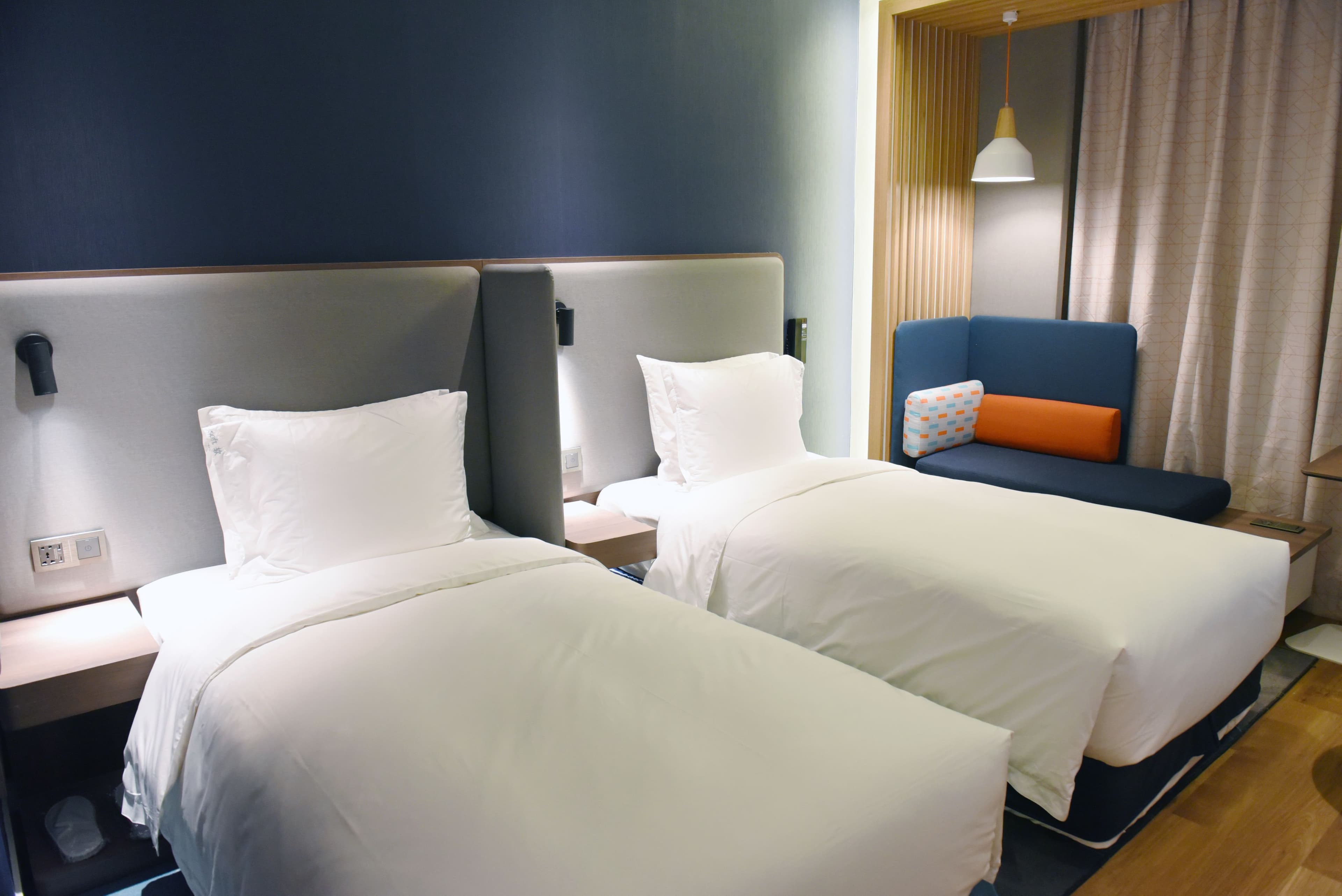 Holiday Inn Express Suzhou Zhouzhuang Ancient Town — 9