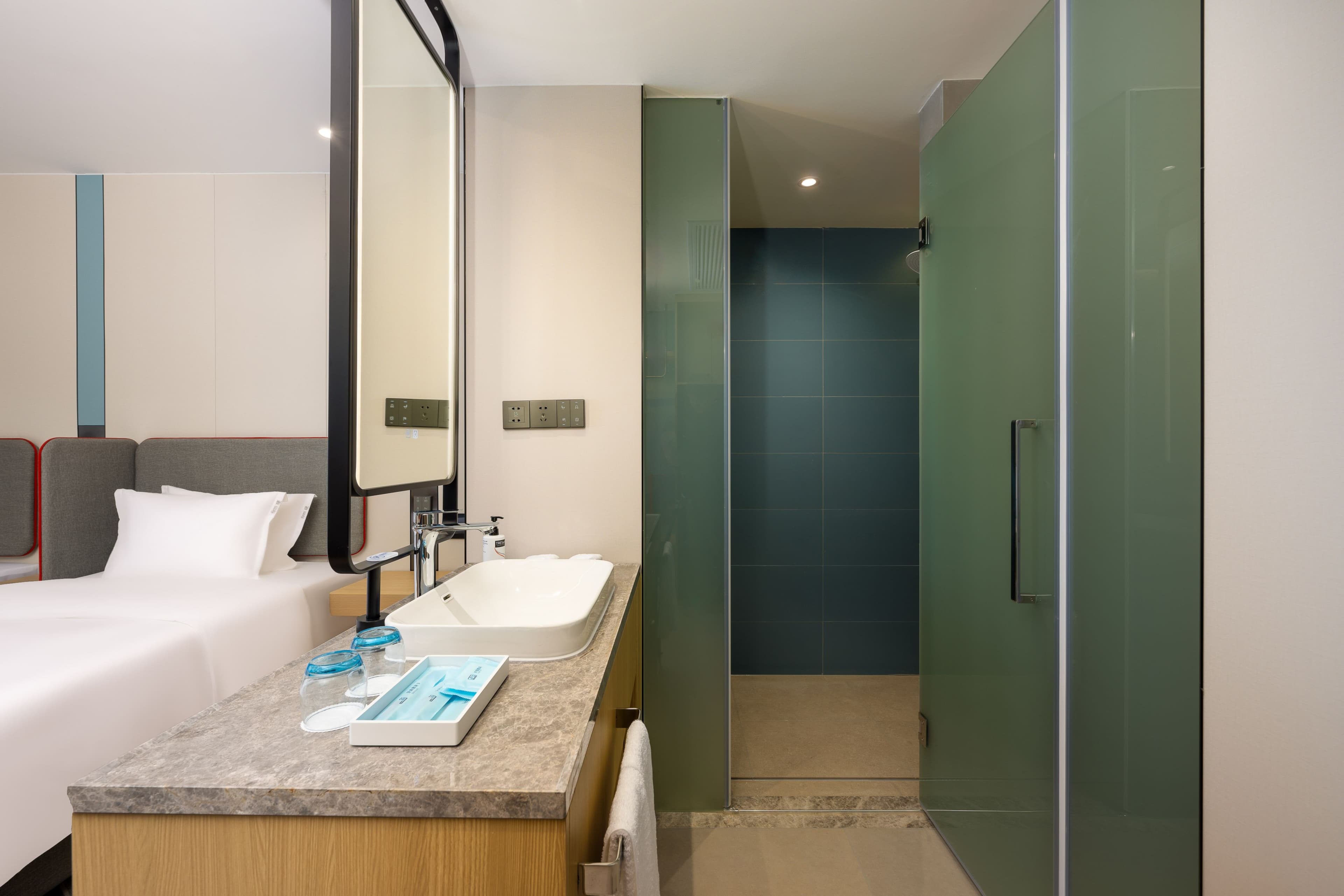 Holiday Inn Express Suzhou Fenhu - Image 2