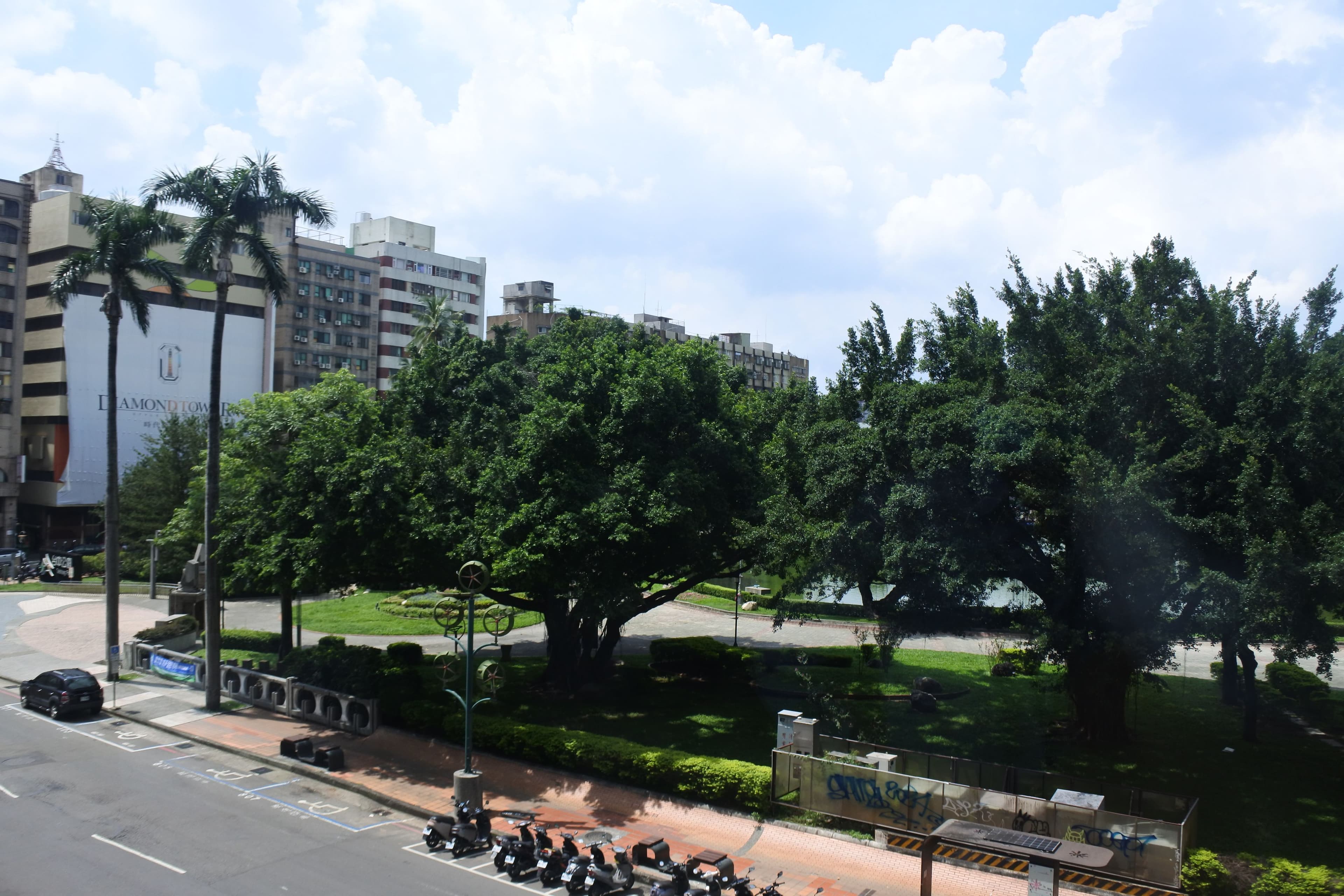Holiday Inn Express Taichung Park — 25