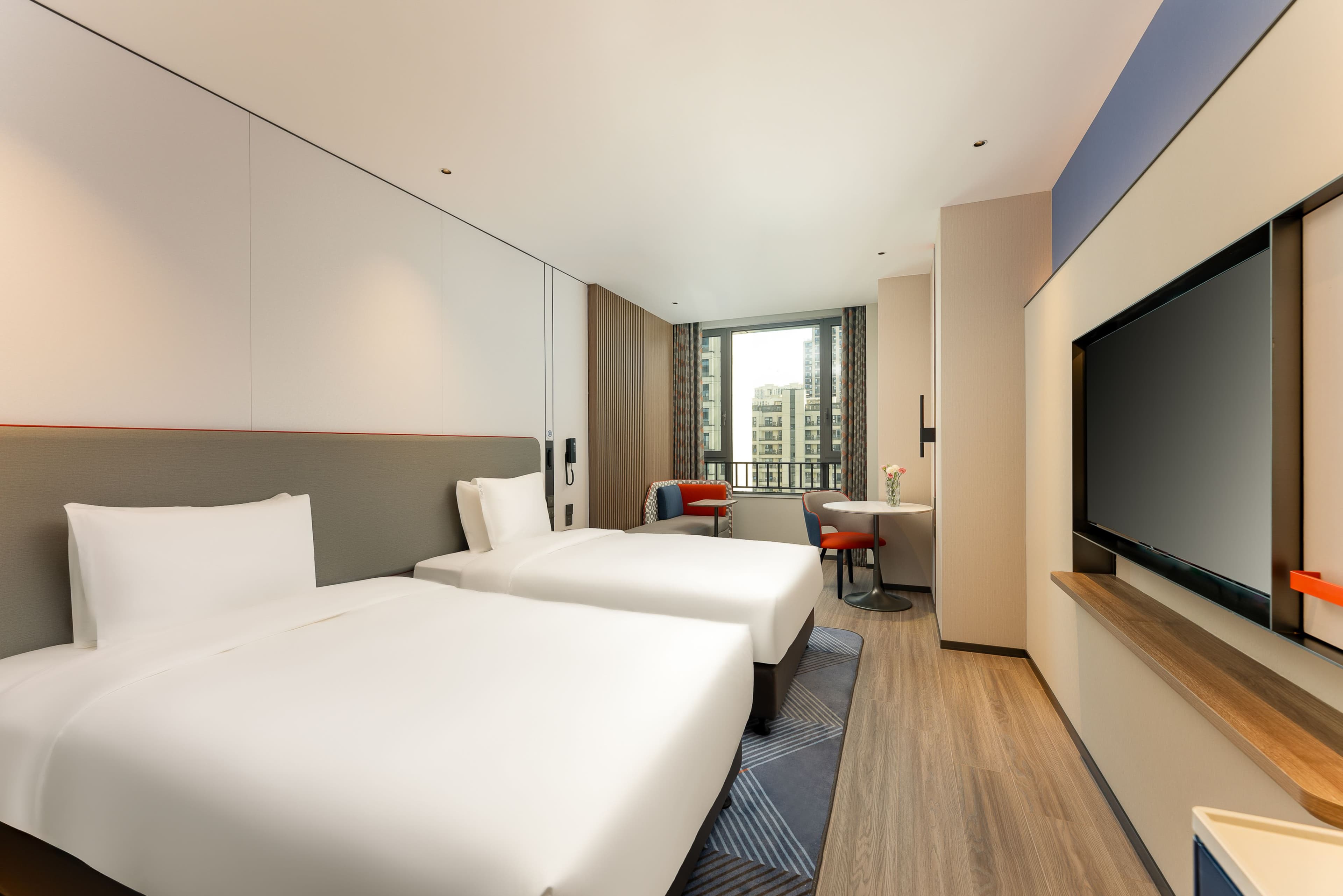 Holiday Inn Express Taizhou City Center - Image 4