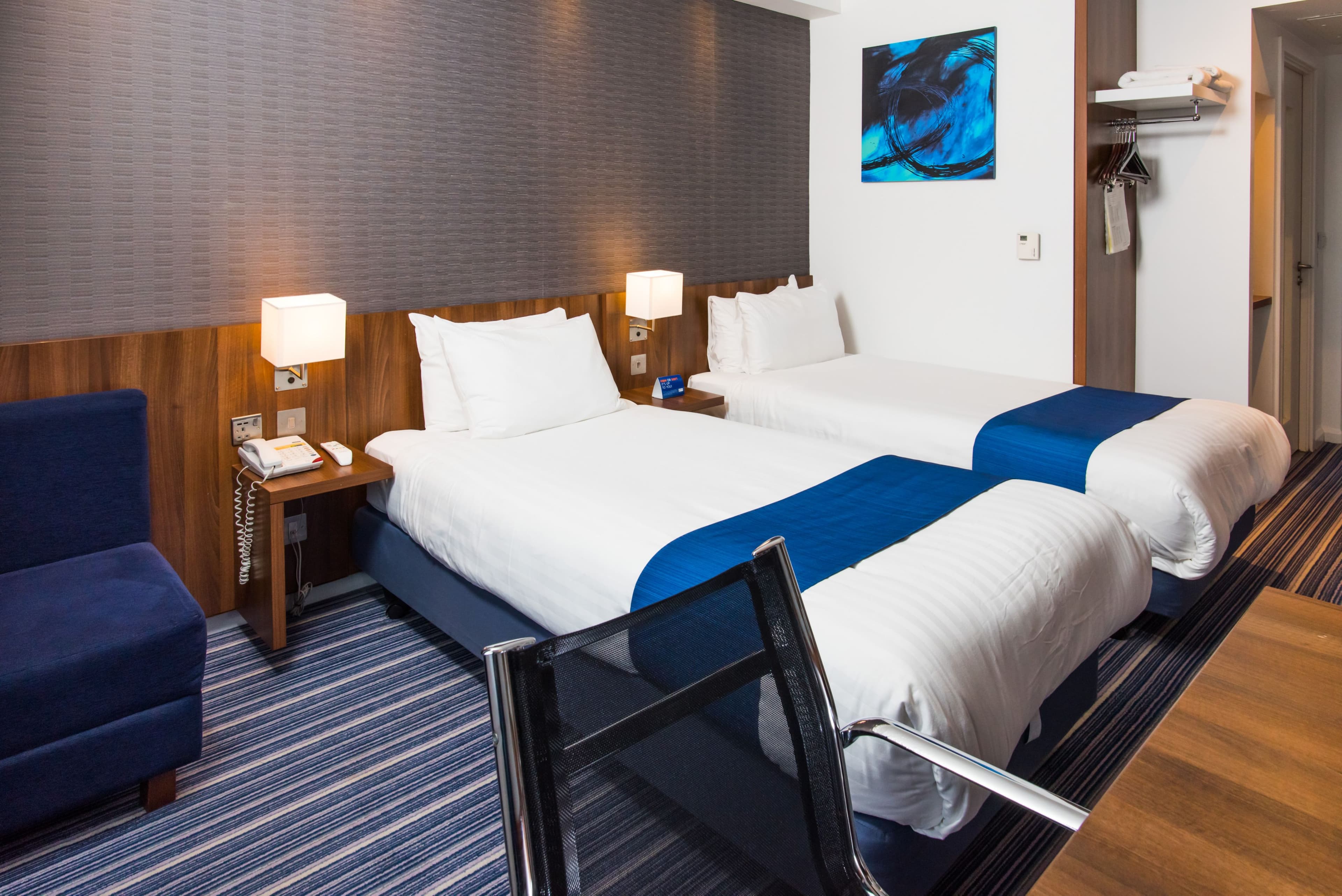 Holiday Inn Express Tamworth — 23
