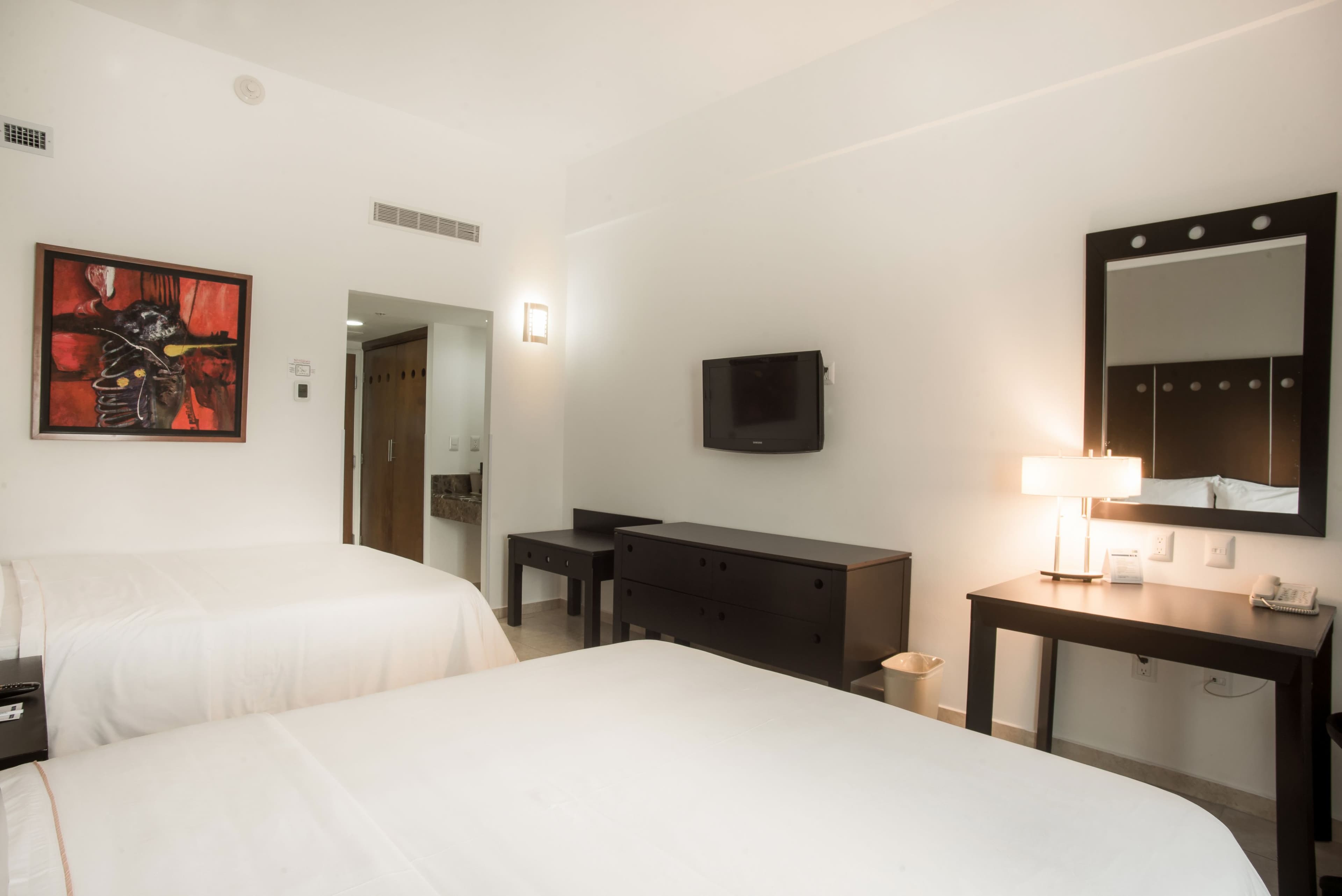 Holiday Inn Express Tapachula - Image 2