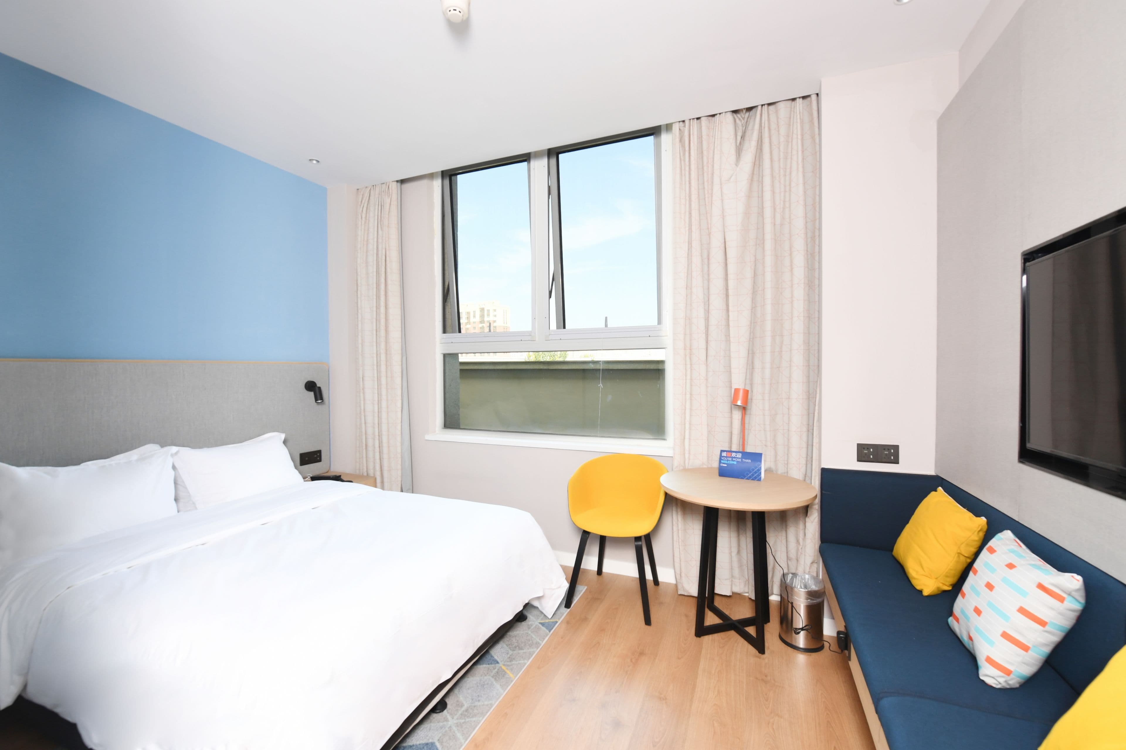 Holiday Inn Express Tianjin Binhai - Image 2