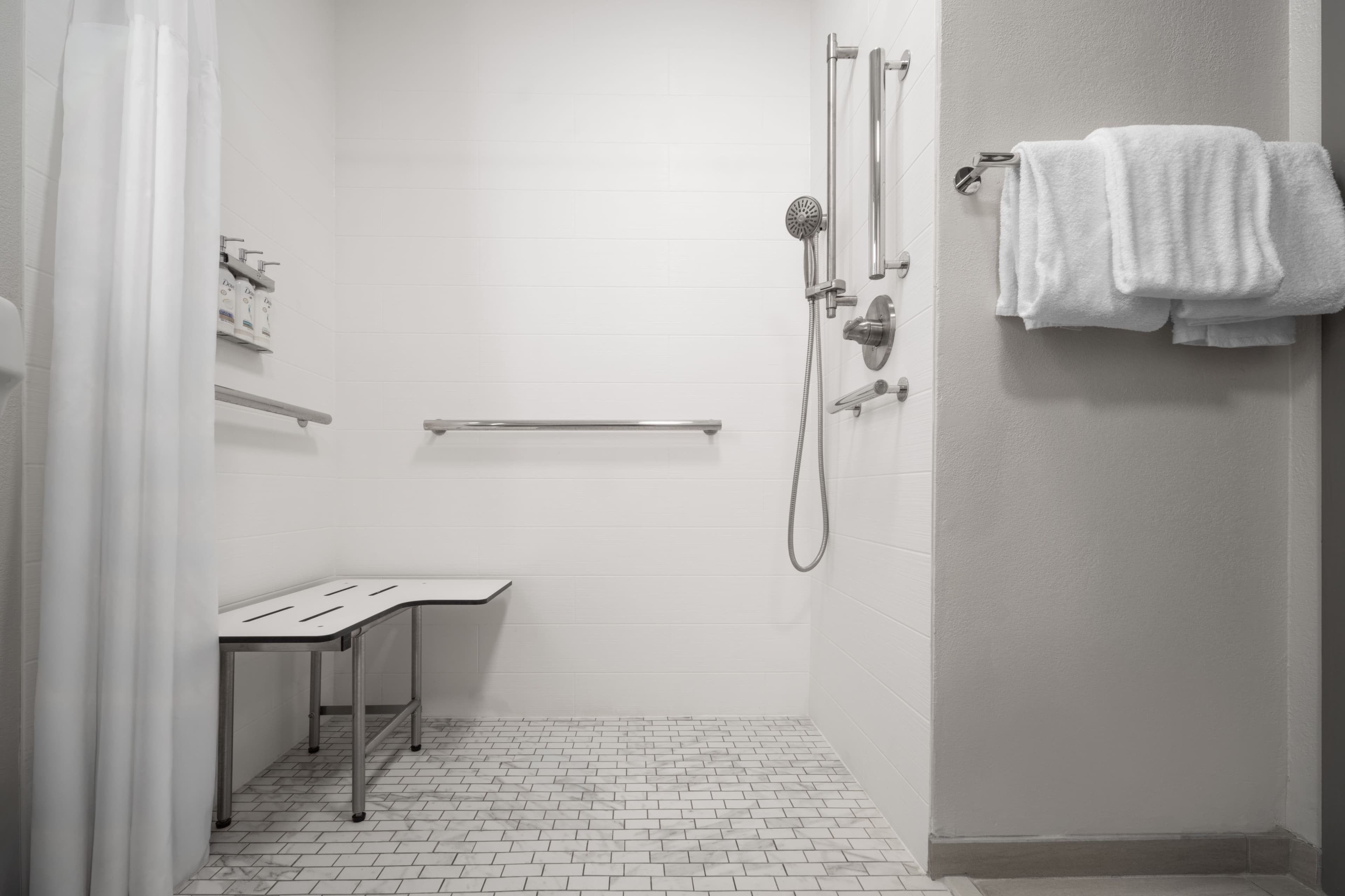 Holiday Inn Express Tifton — 22
