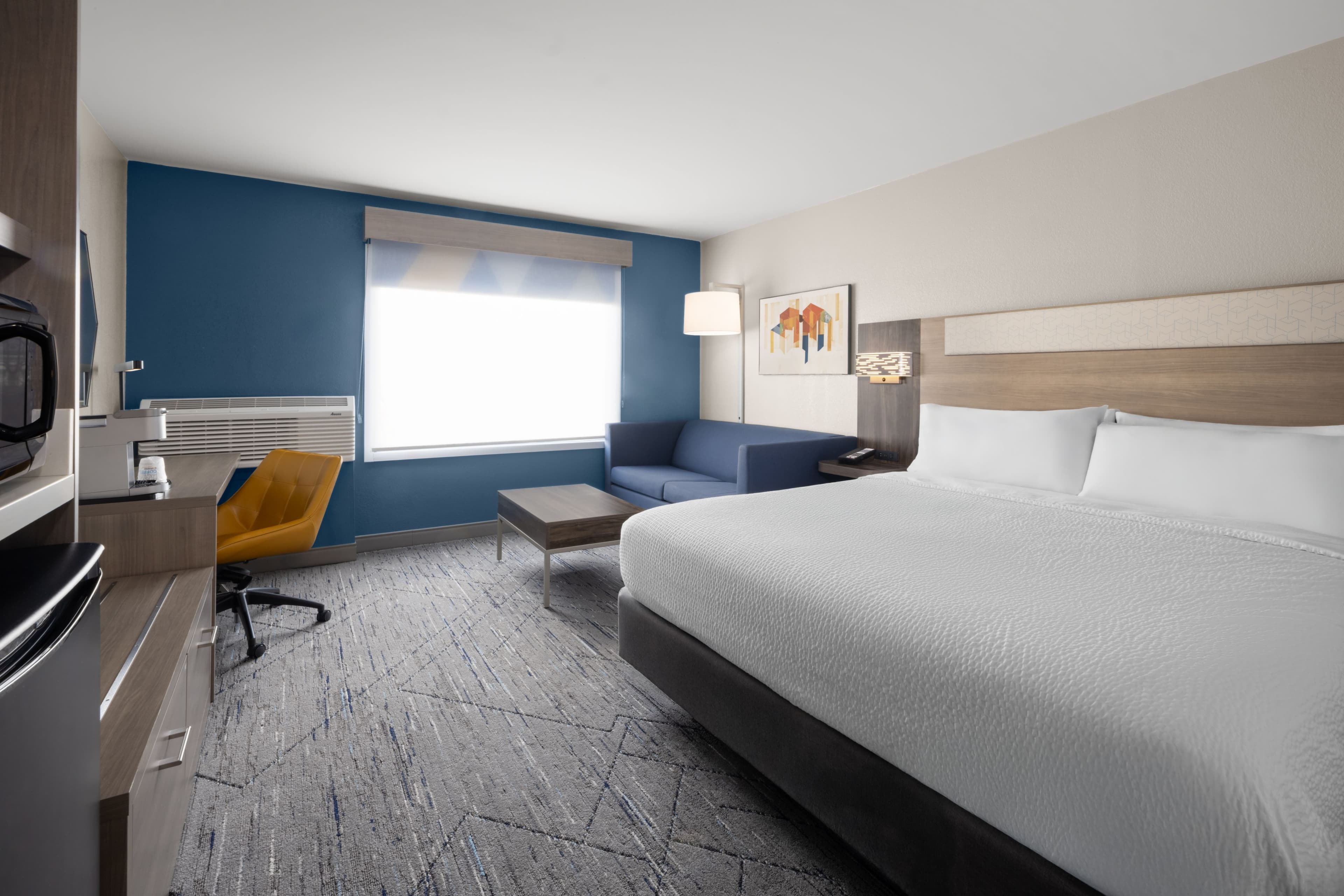 Holiday Inn Express Tifton — 17