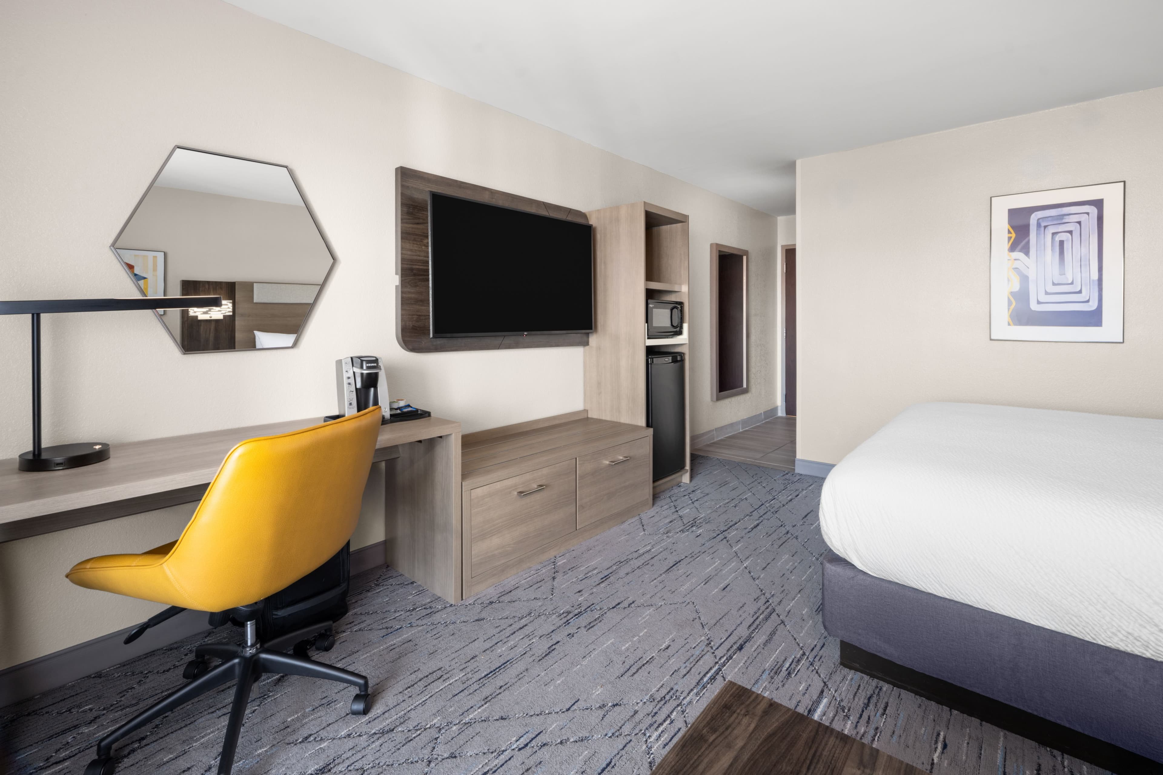 Holiday Inn Express Tifton - Image 5
