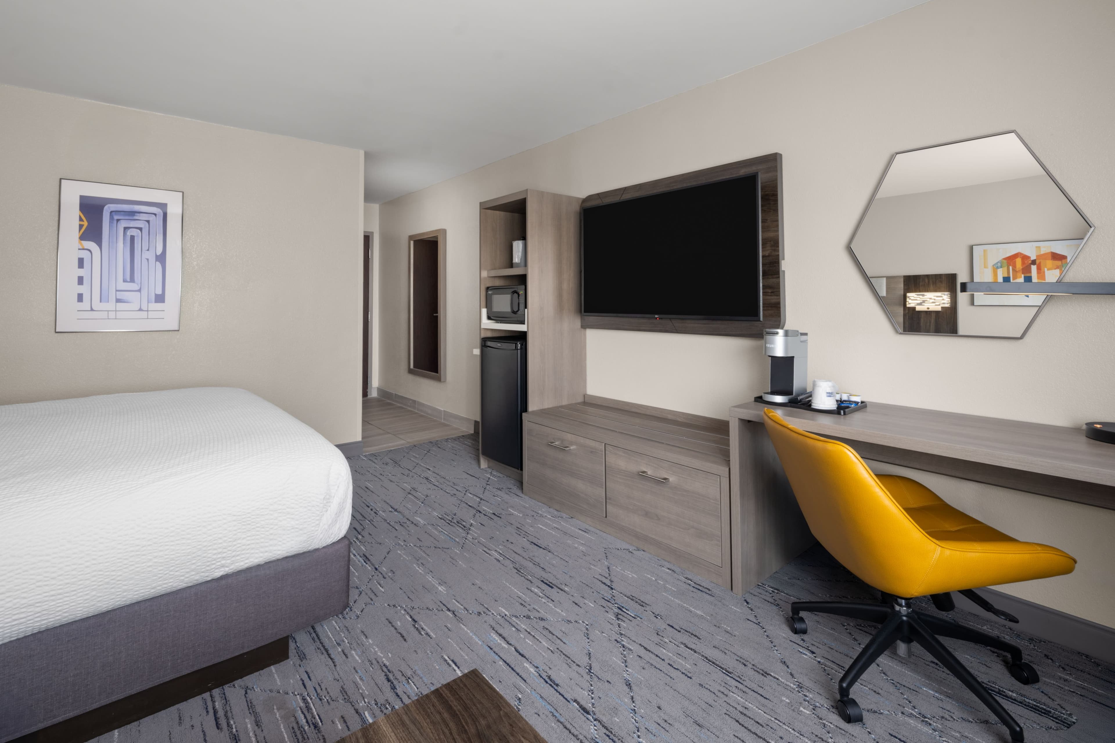 Holiday Inn Express Tifton — 13