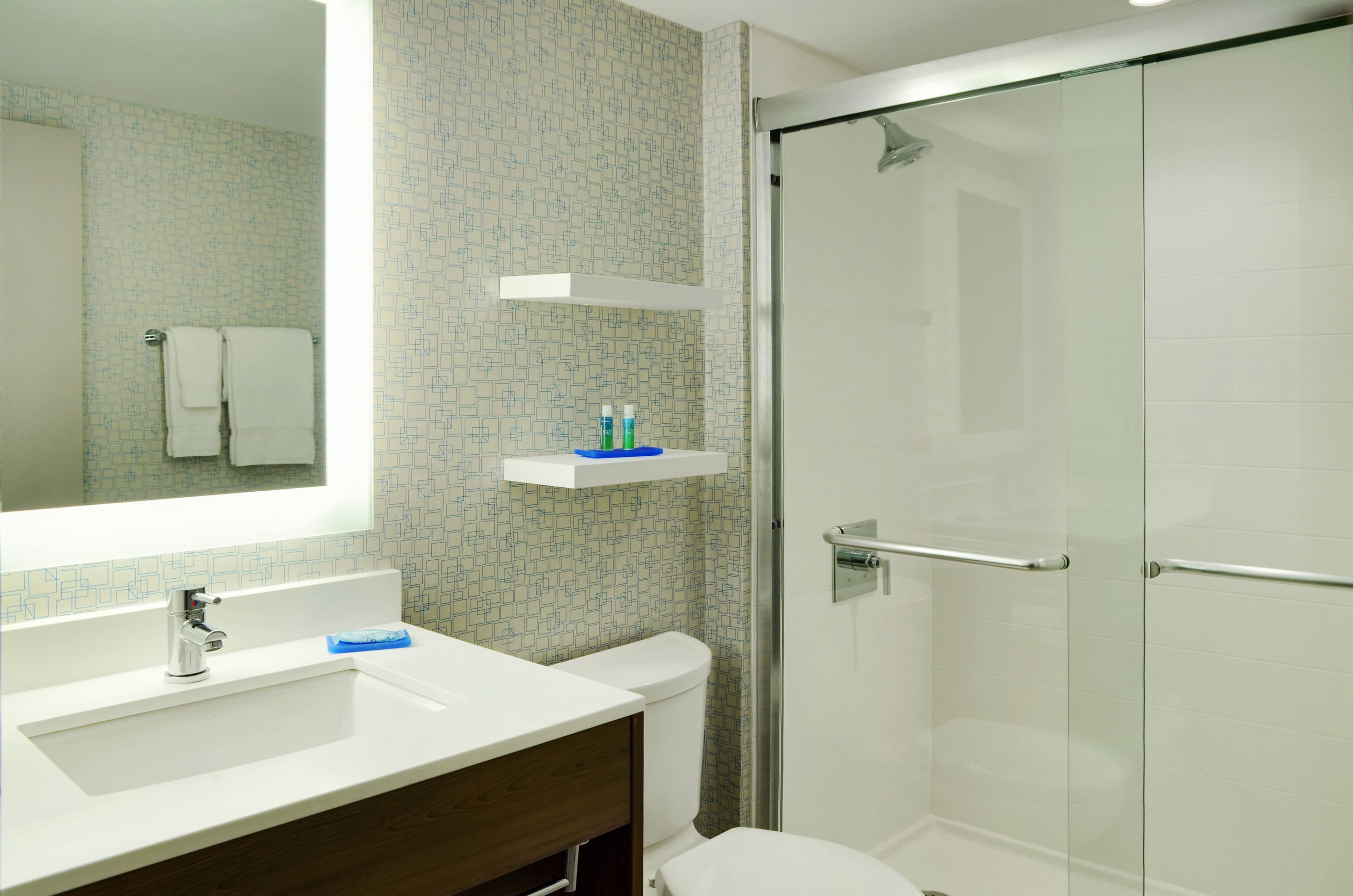 Holiday Inn Express Toronto Downtown — 10