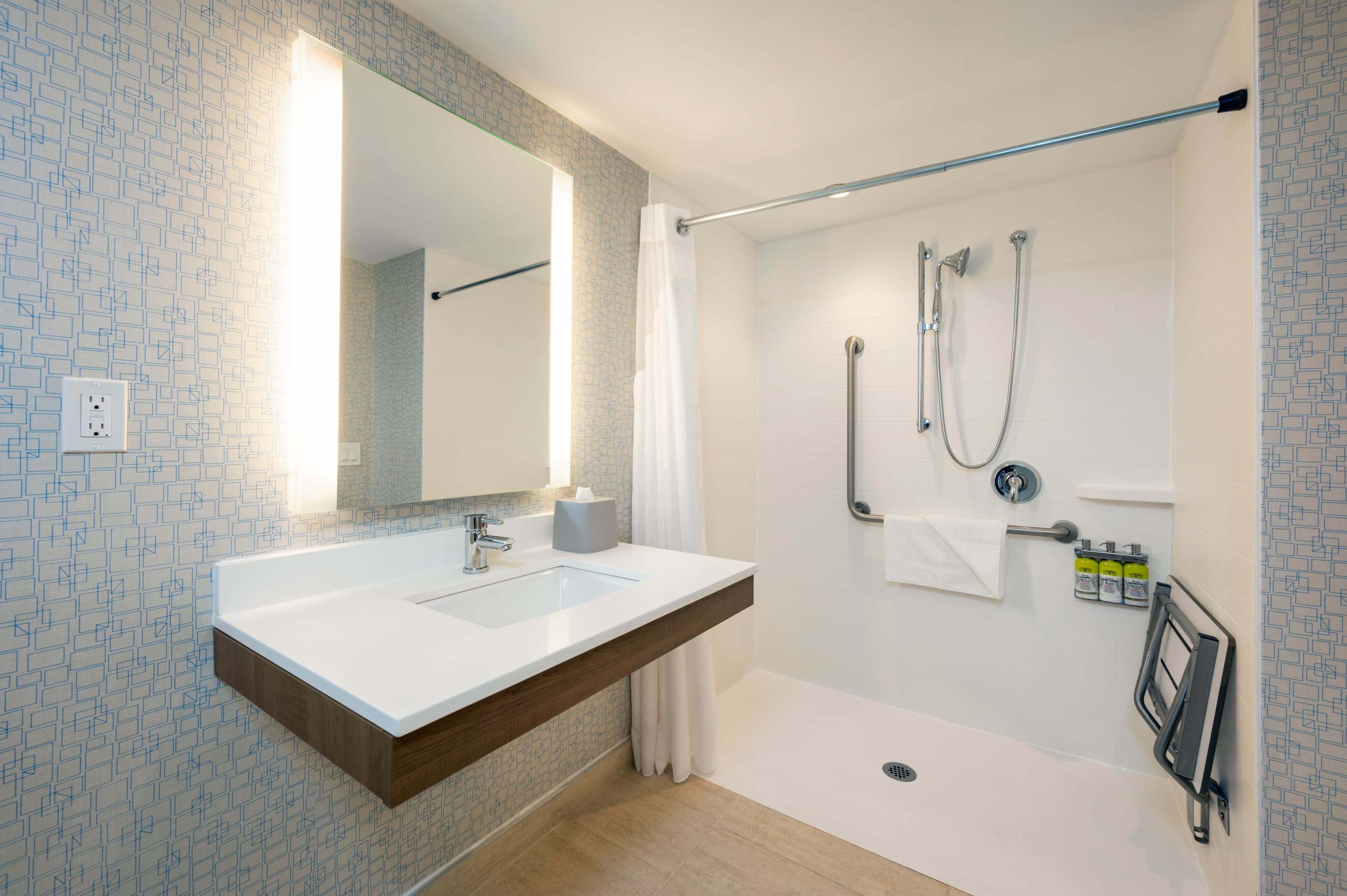 Holiday Inn Express Toronto Downtown — 29