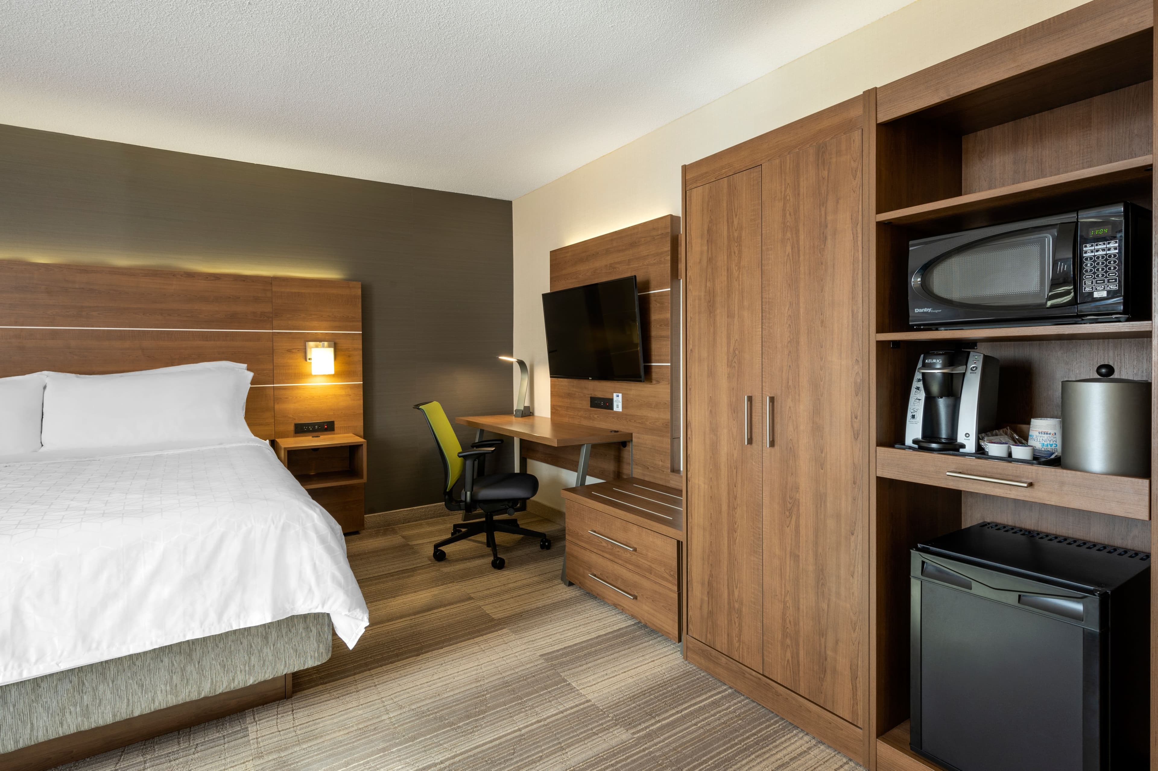 Holiday Inn Express Toronto Downtown — 9