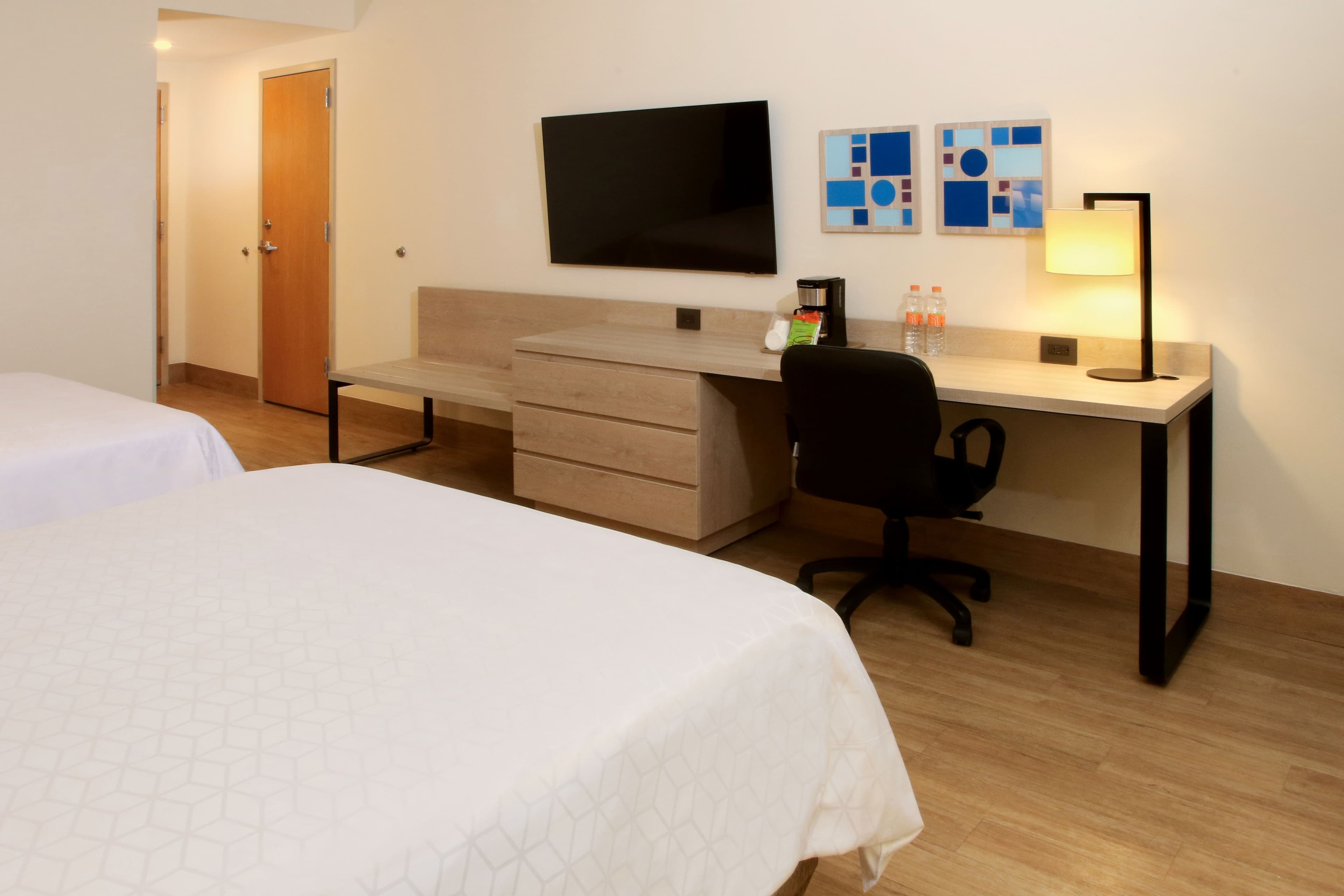 Holiday Inn Express Torreon — 8
