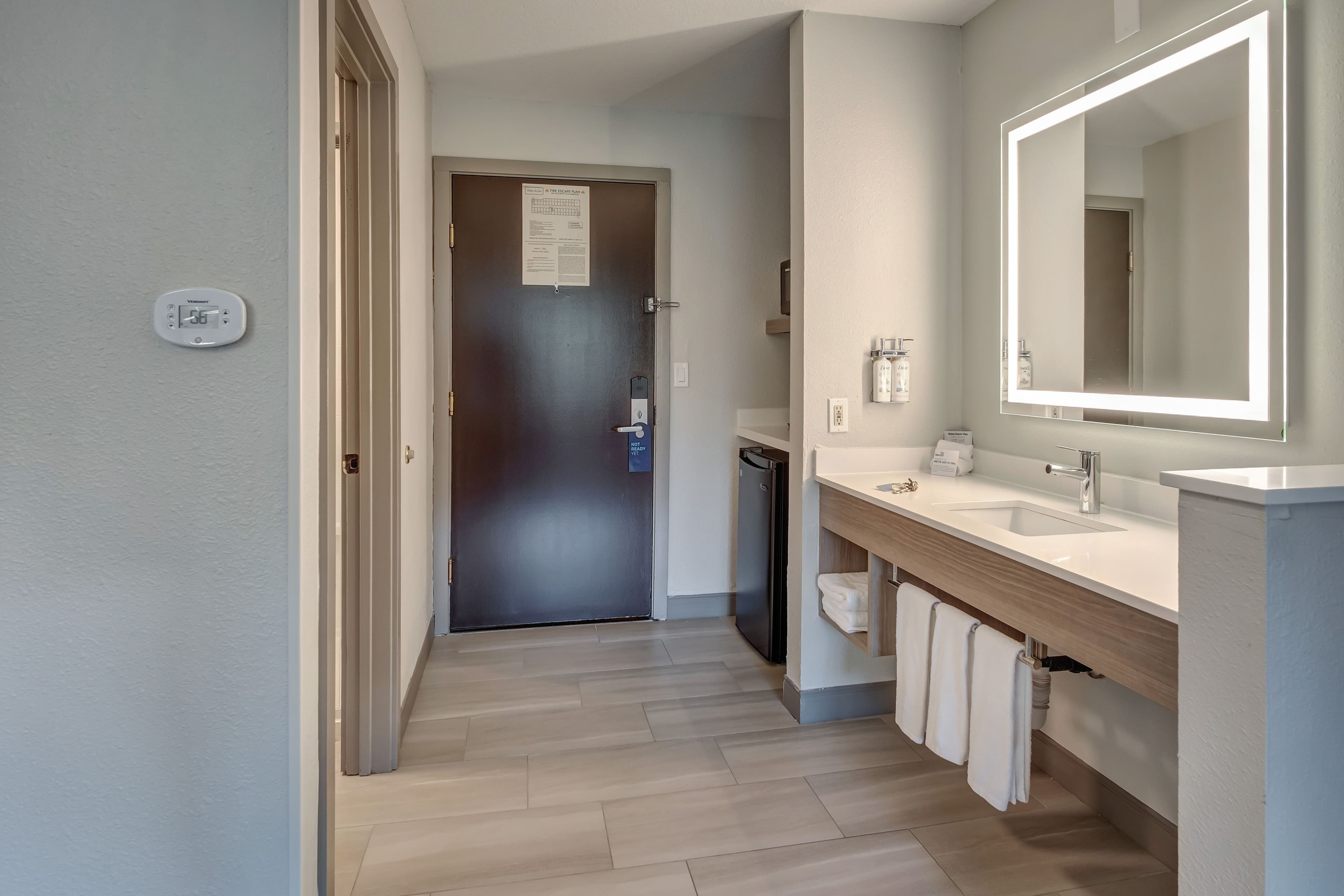 Holiday Inn Express Portland East - Troutdale — 14