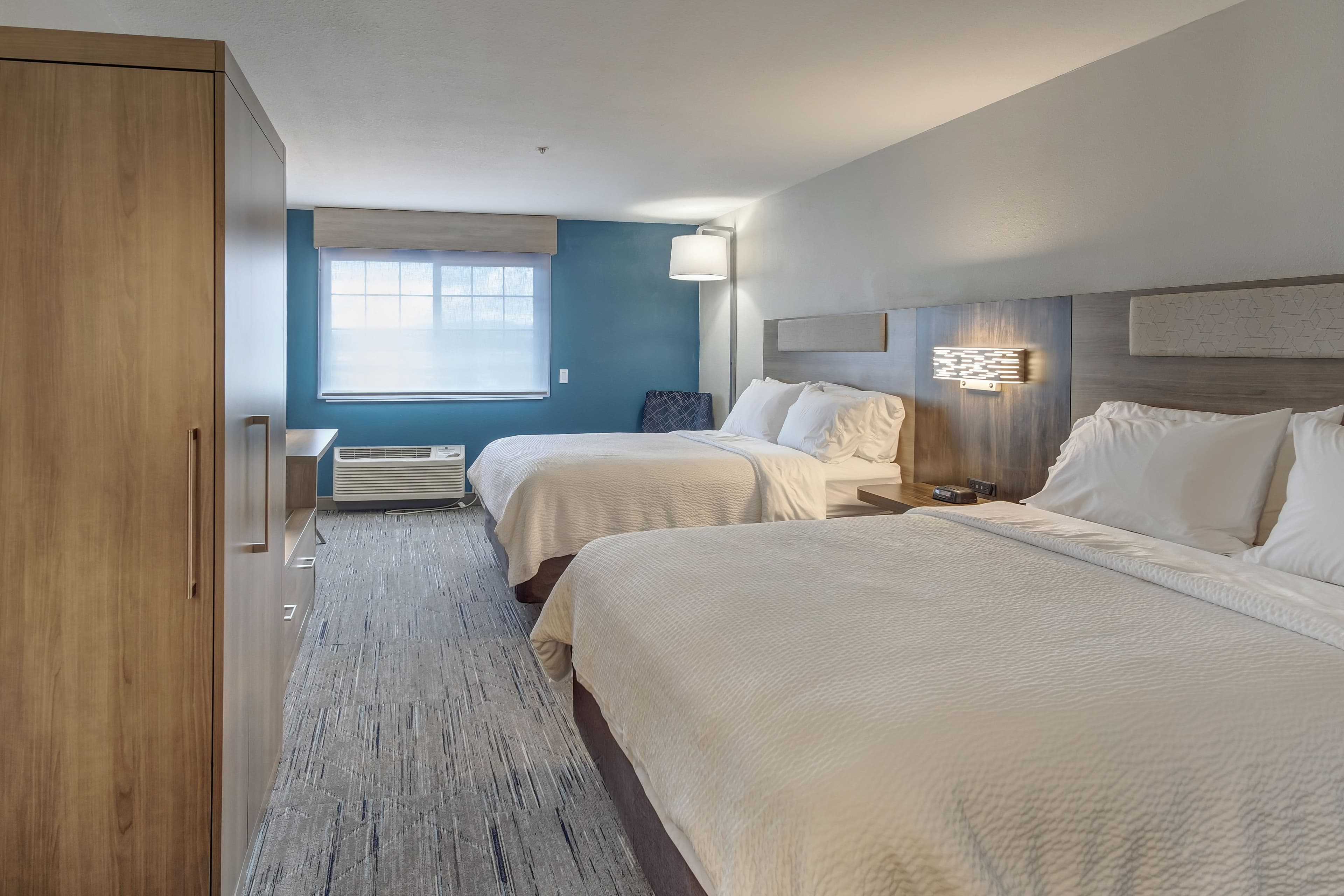 Holiday Inn Express Portland East - Troutdale — 12