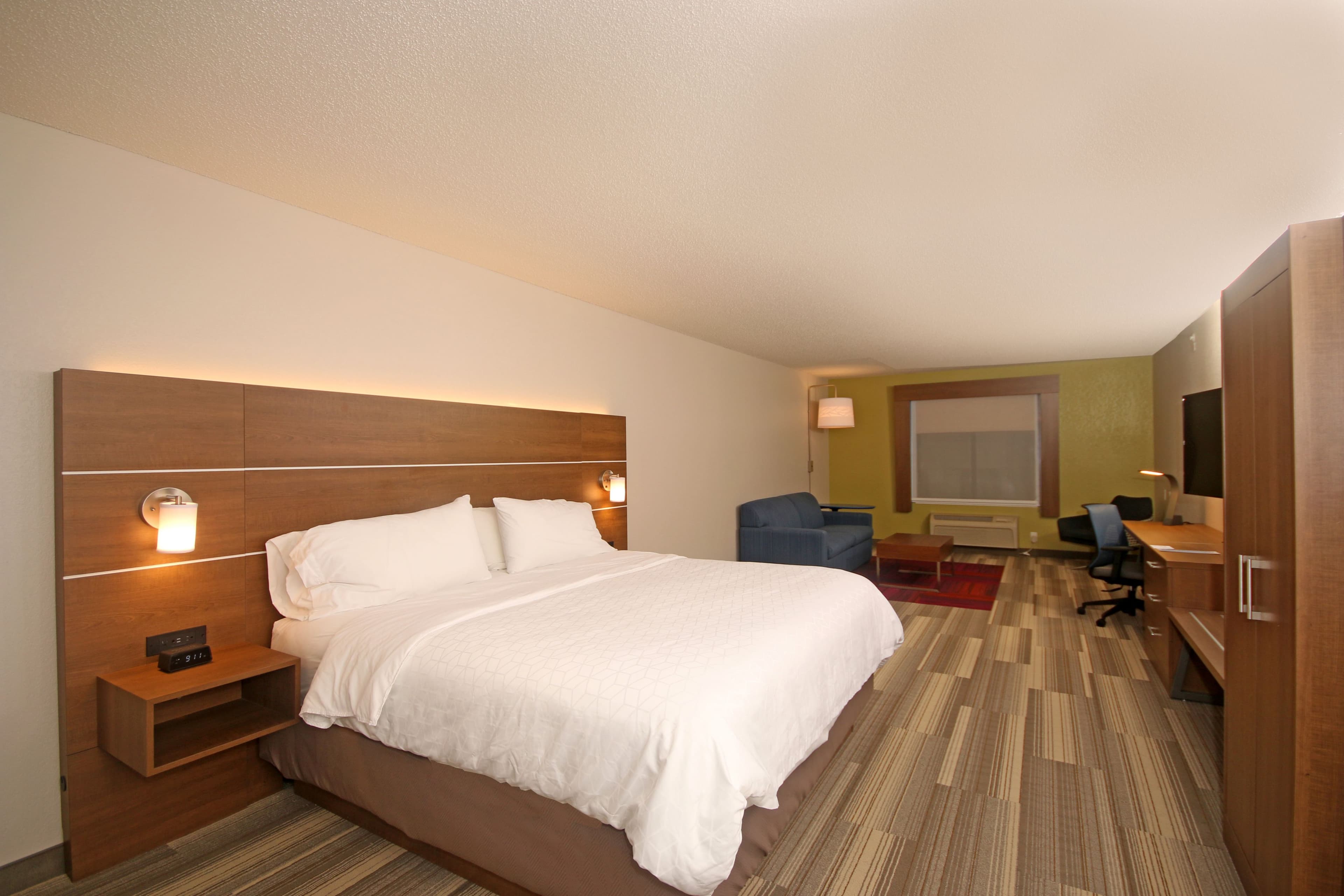 Holiday Inn Express Troutville - Roanoke North — 6