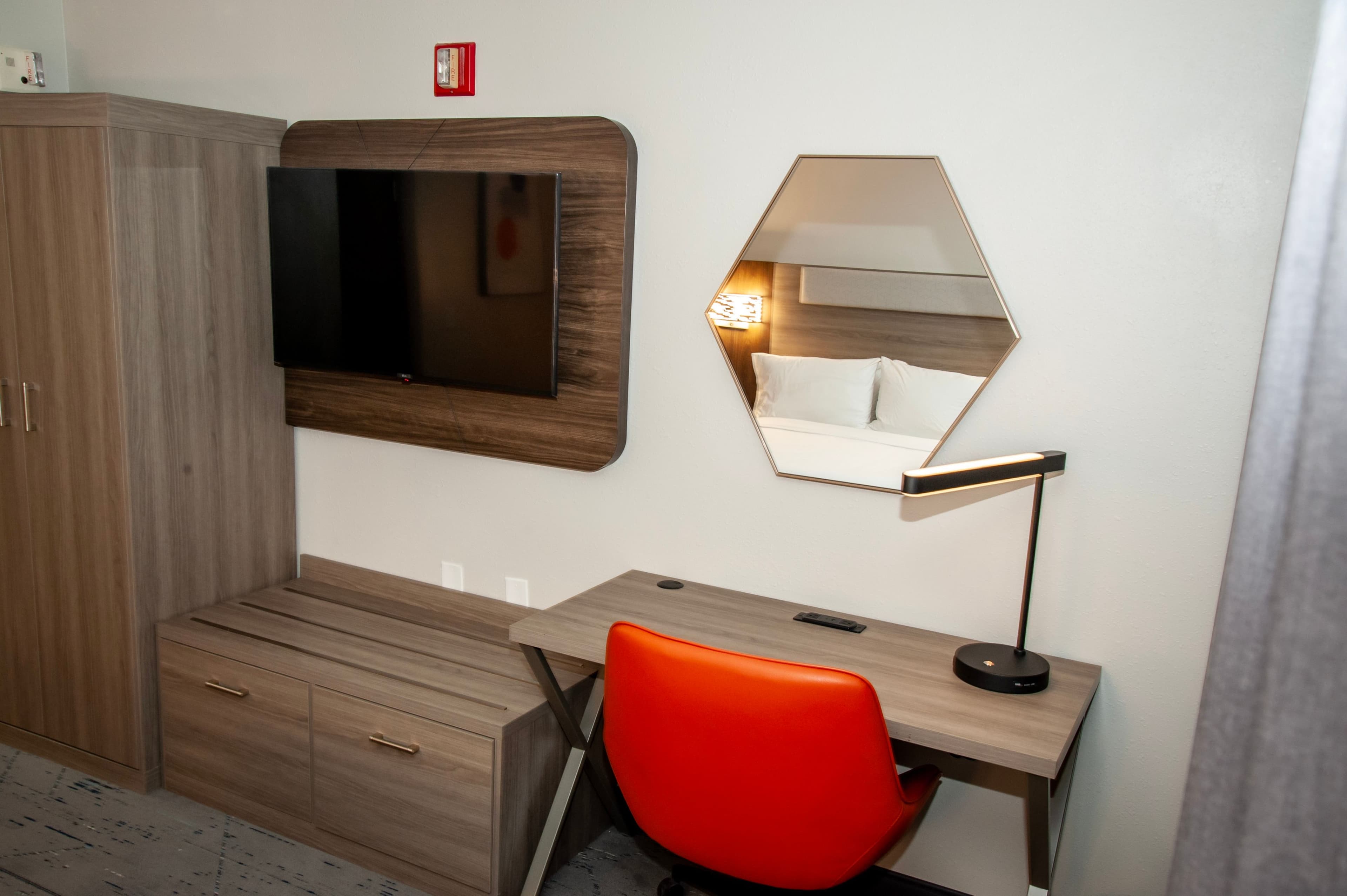 Holiday Inn Express Tucson-Airport — 6