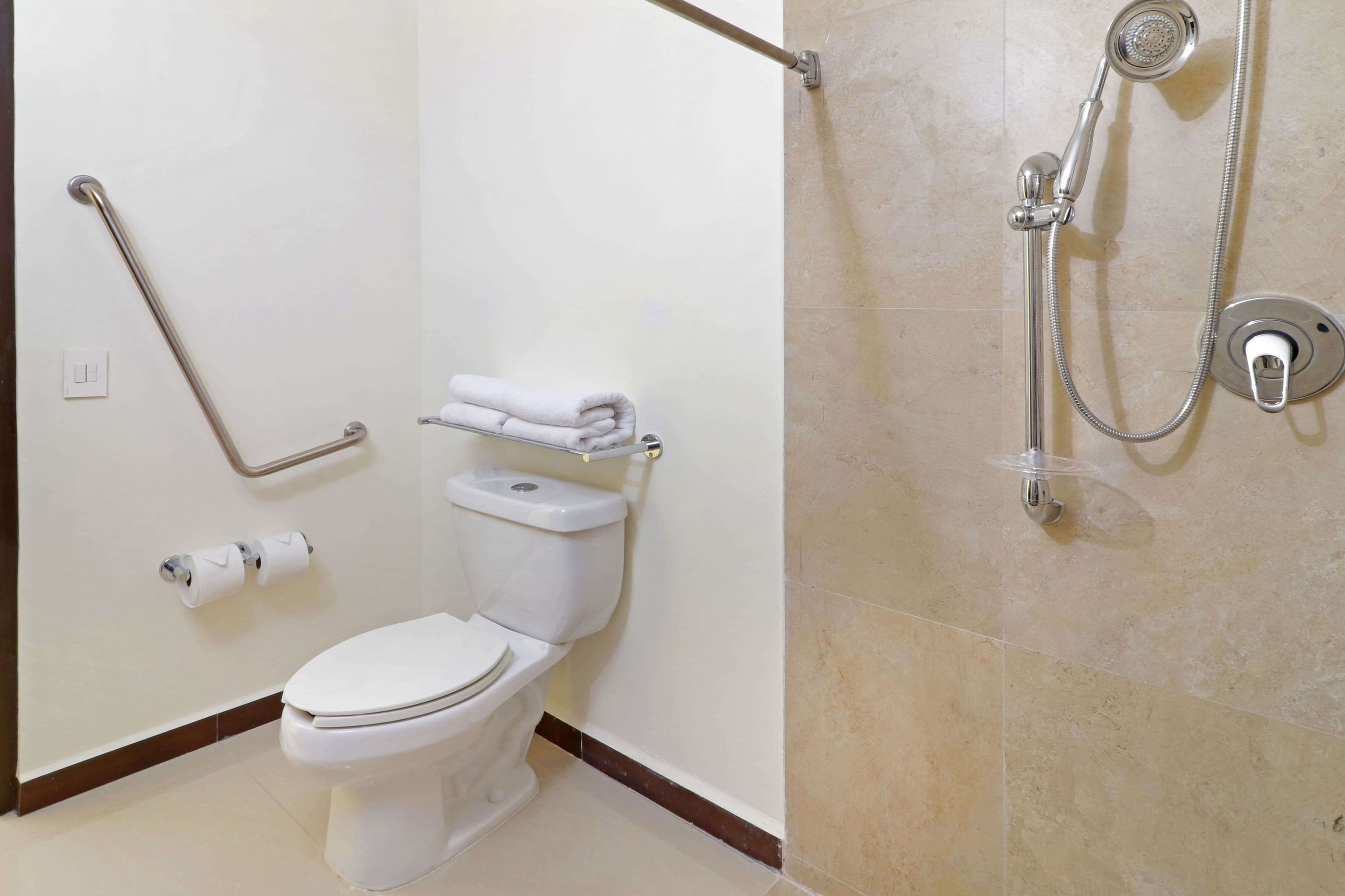 Holiday Inn Express Tuxpan — 12
