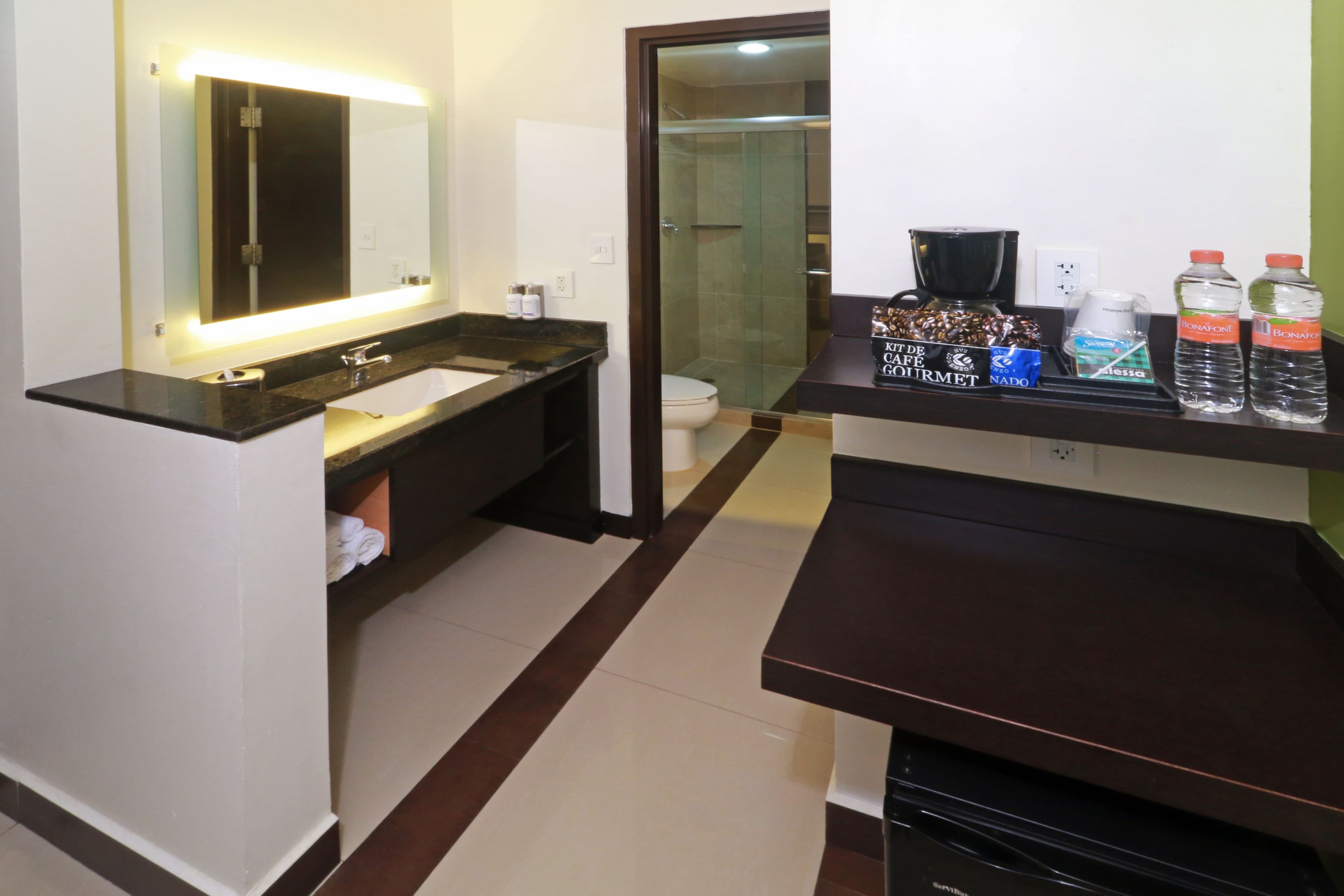 Holiday Inn Express Tuxpan - Image 4