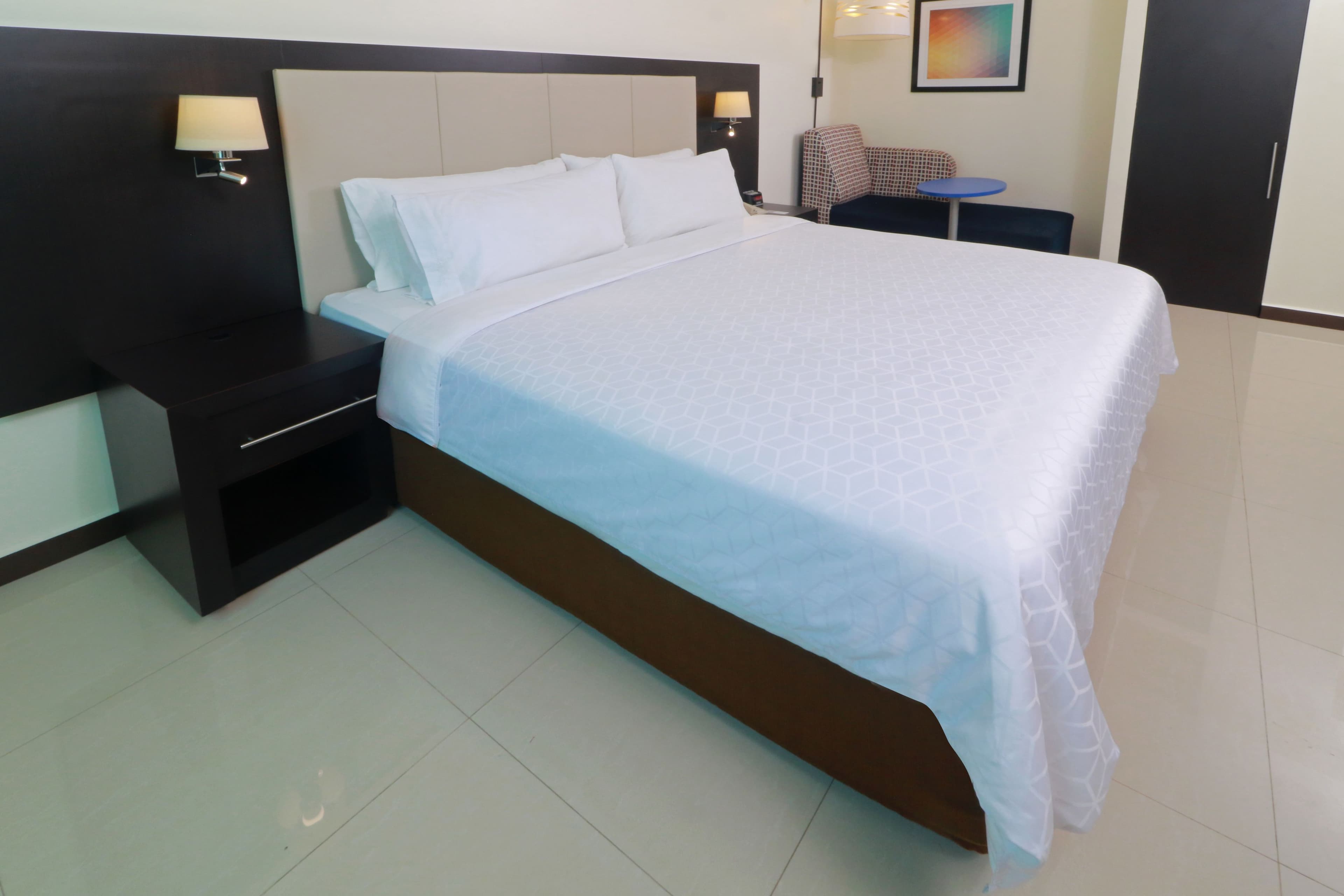 Holiday Inn Express Tuxpan - Image 2